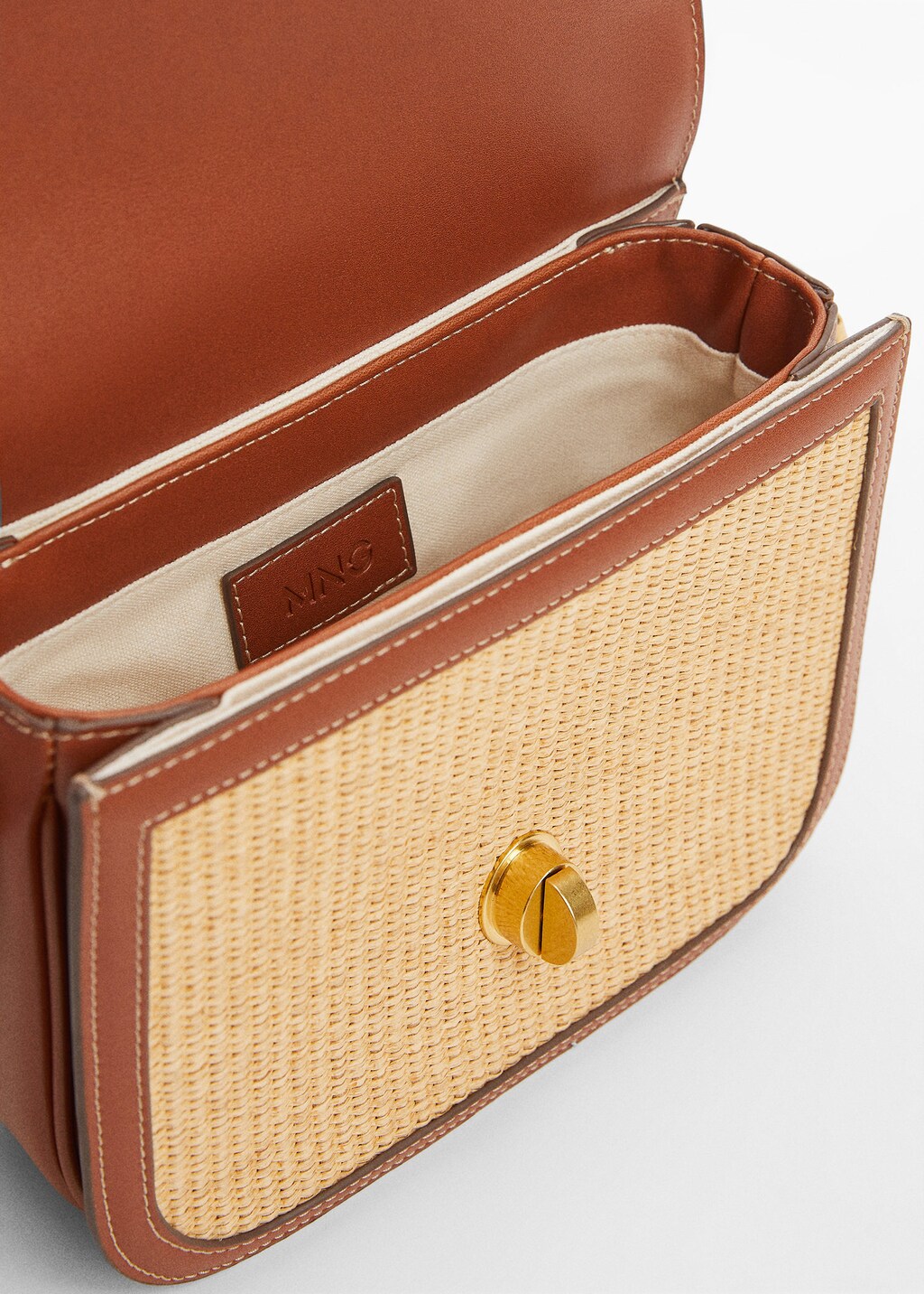 Raffia-effect shoulder bag | MANGO