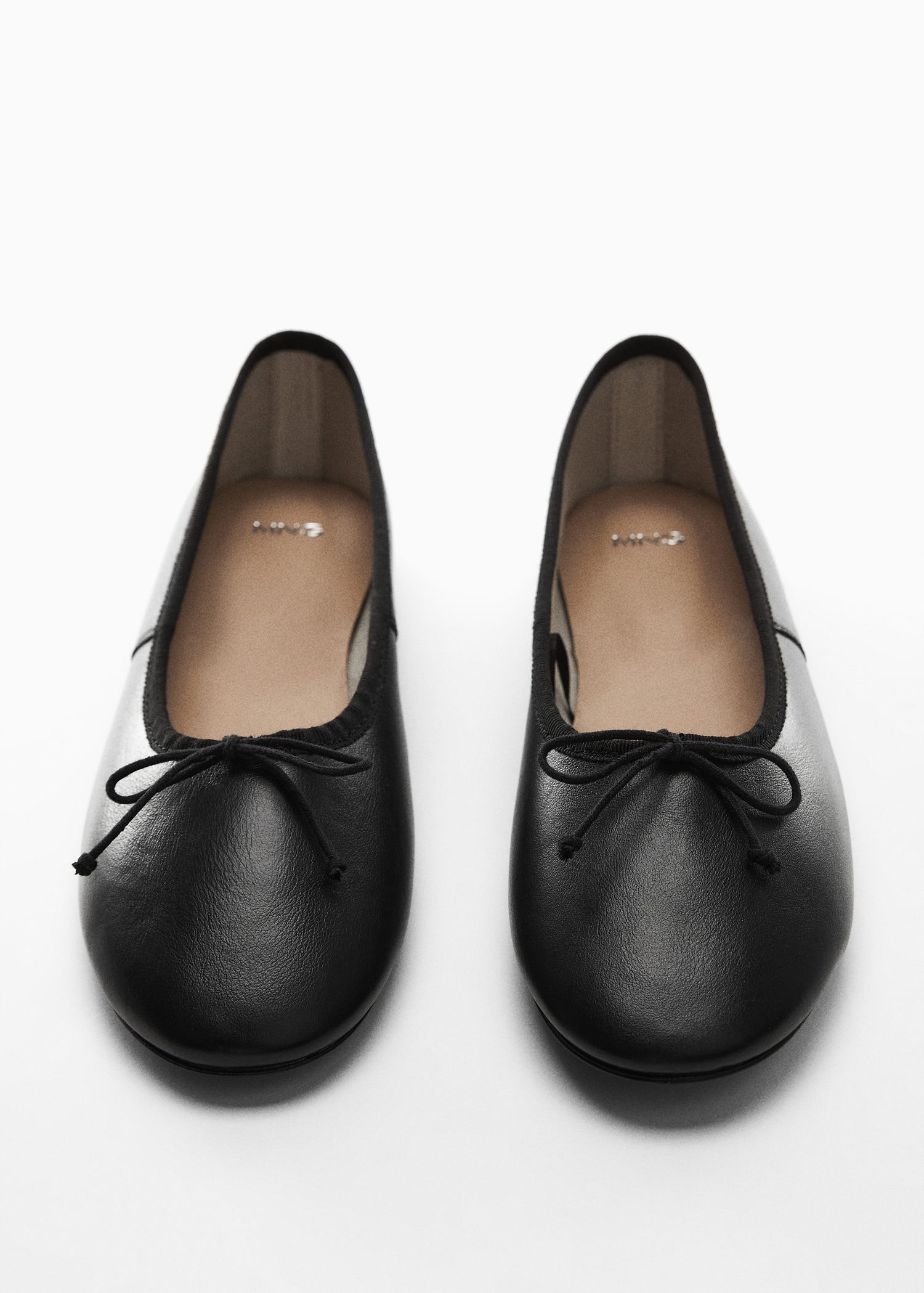 Leather ballerinas with bow