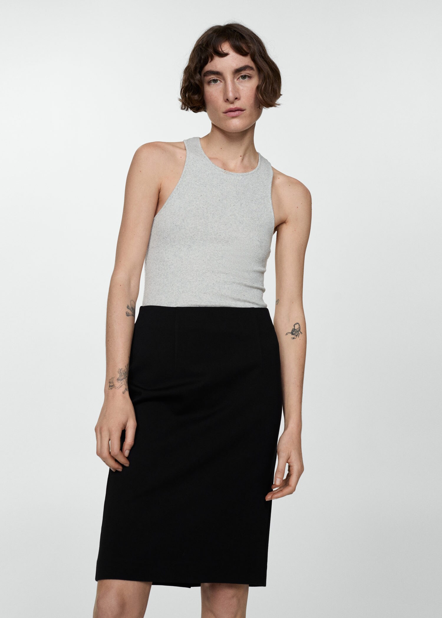 Pencil skirt with Rome-knit opening | MANGO