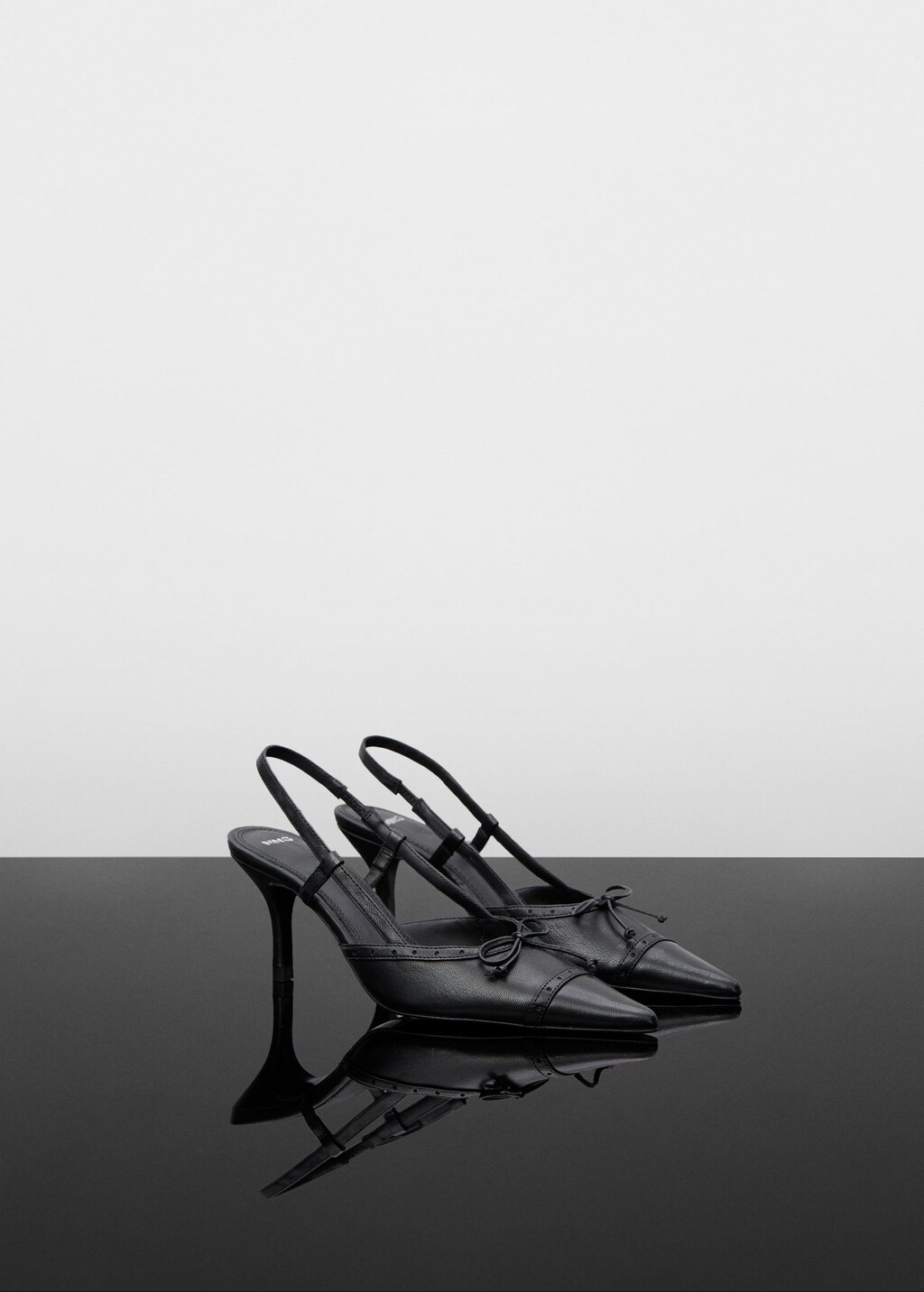 Leren puntschoenen MANGO