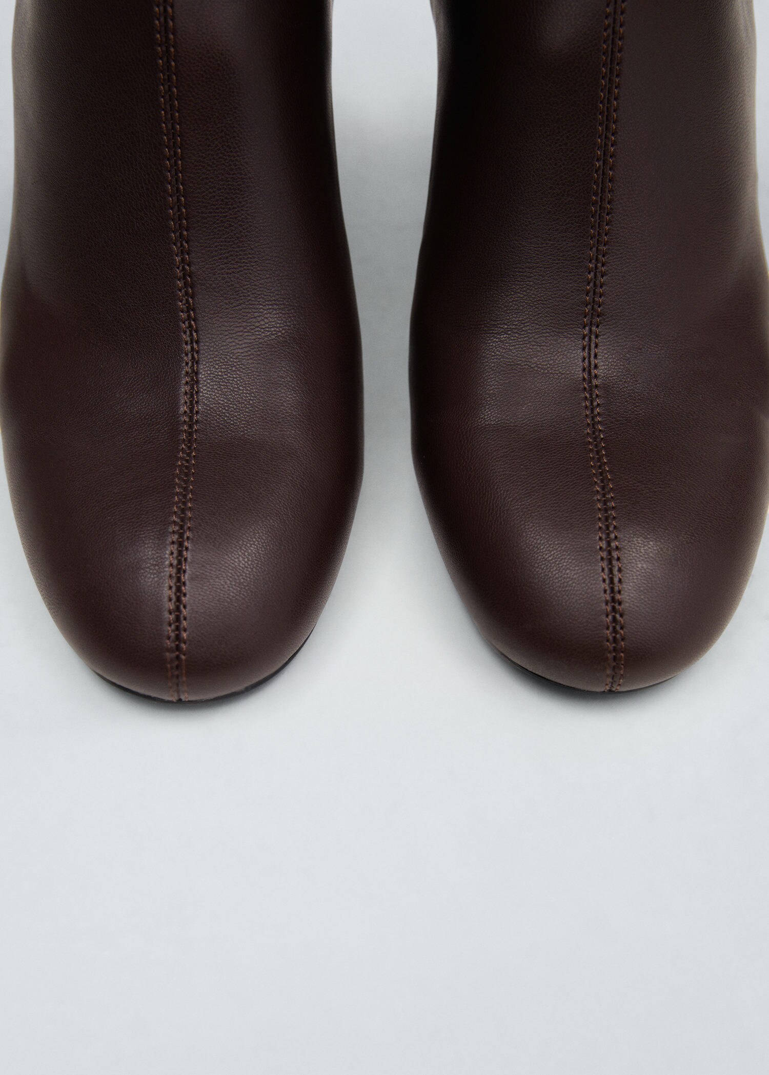 Round-toe heeled ankle boots | MANGO