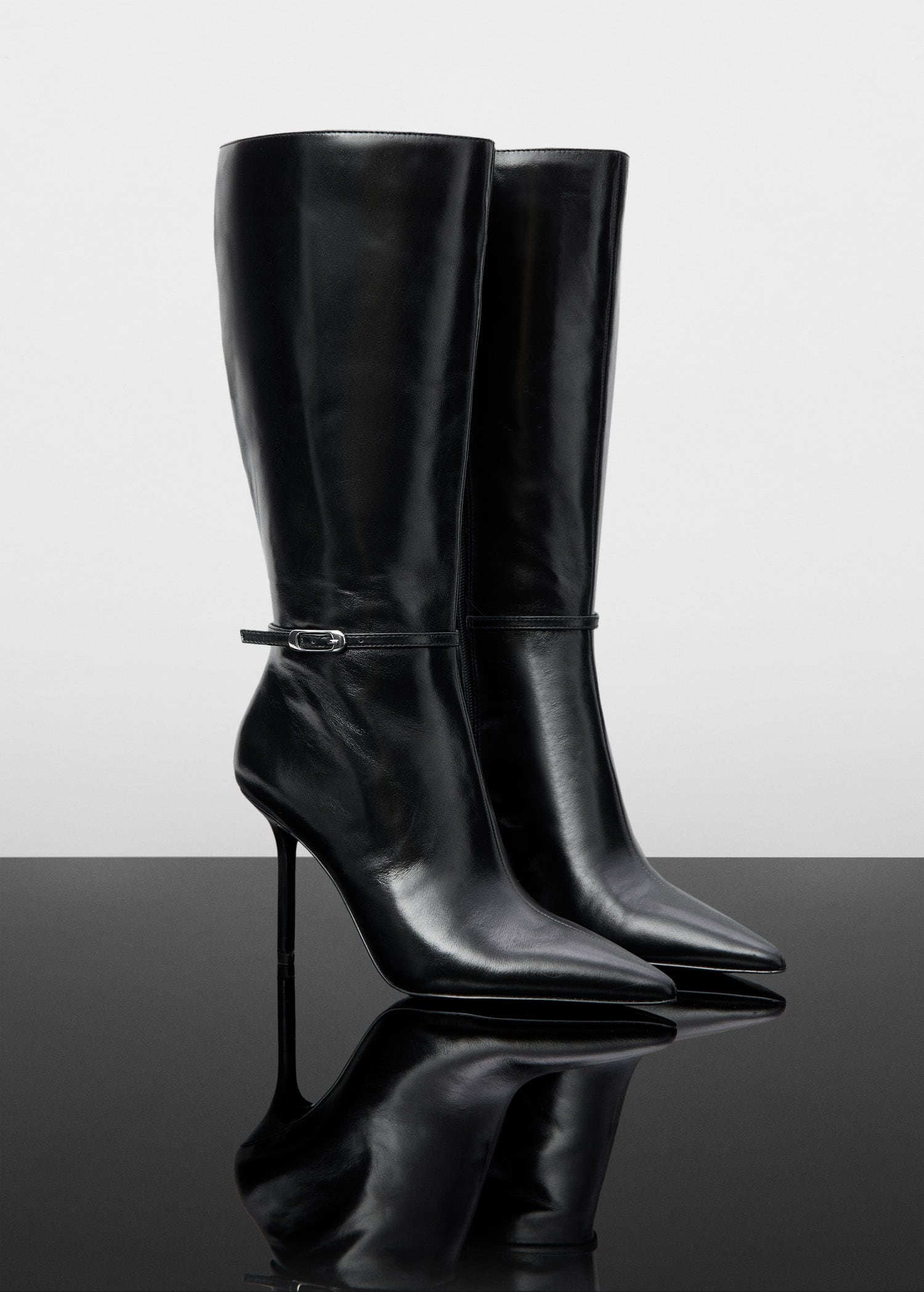 Heel leather boot | MANGO