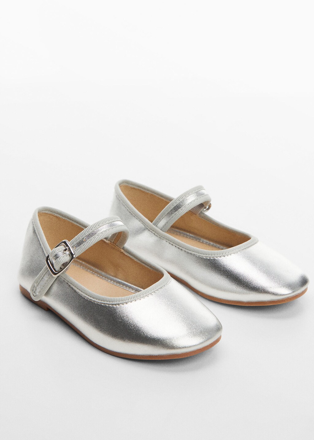 Girl shoes store for kids