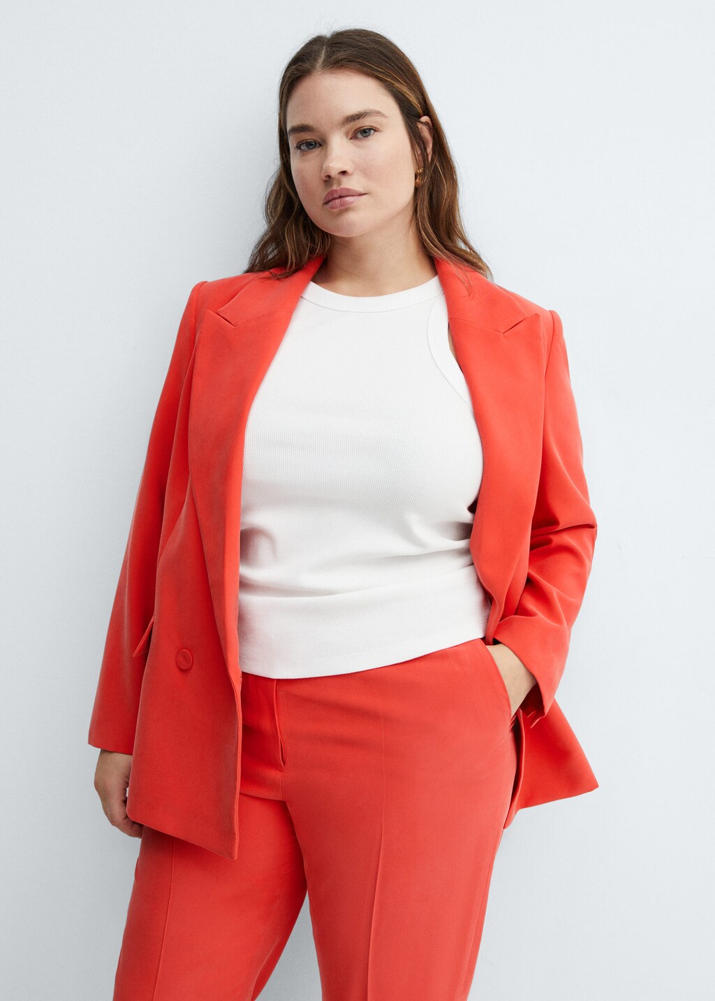 Plus size red suit 2025