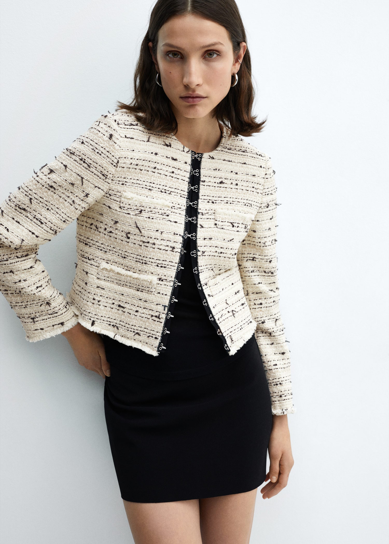 Tweed jacket with hook-and-eye fastenings | MANGO