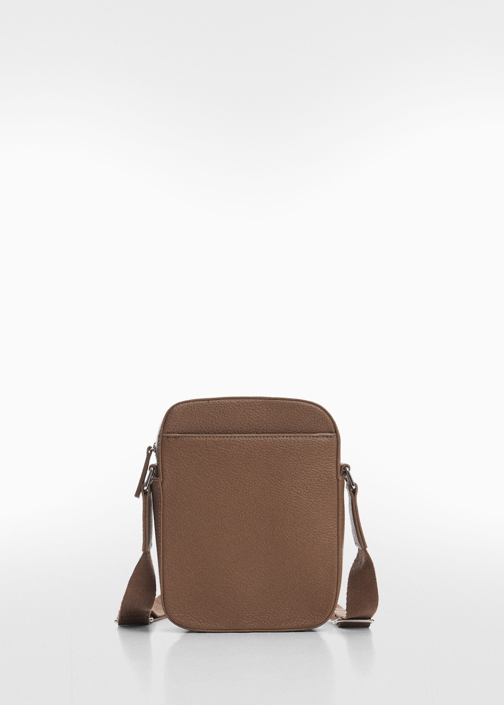 Backpacks and bags for Man 2024 Mango Man Bermuda