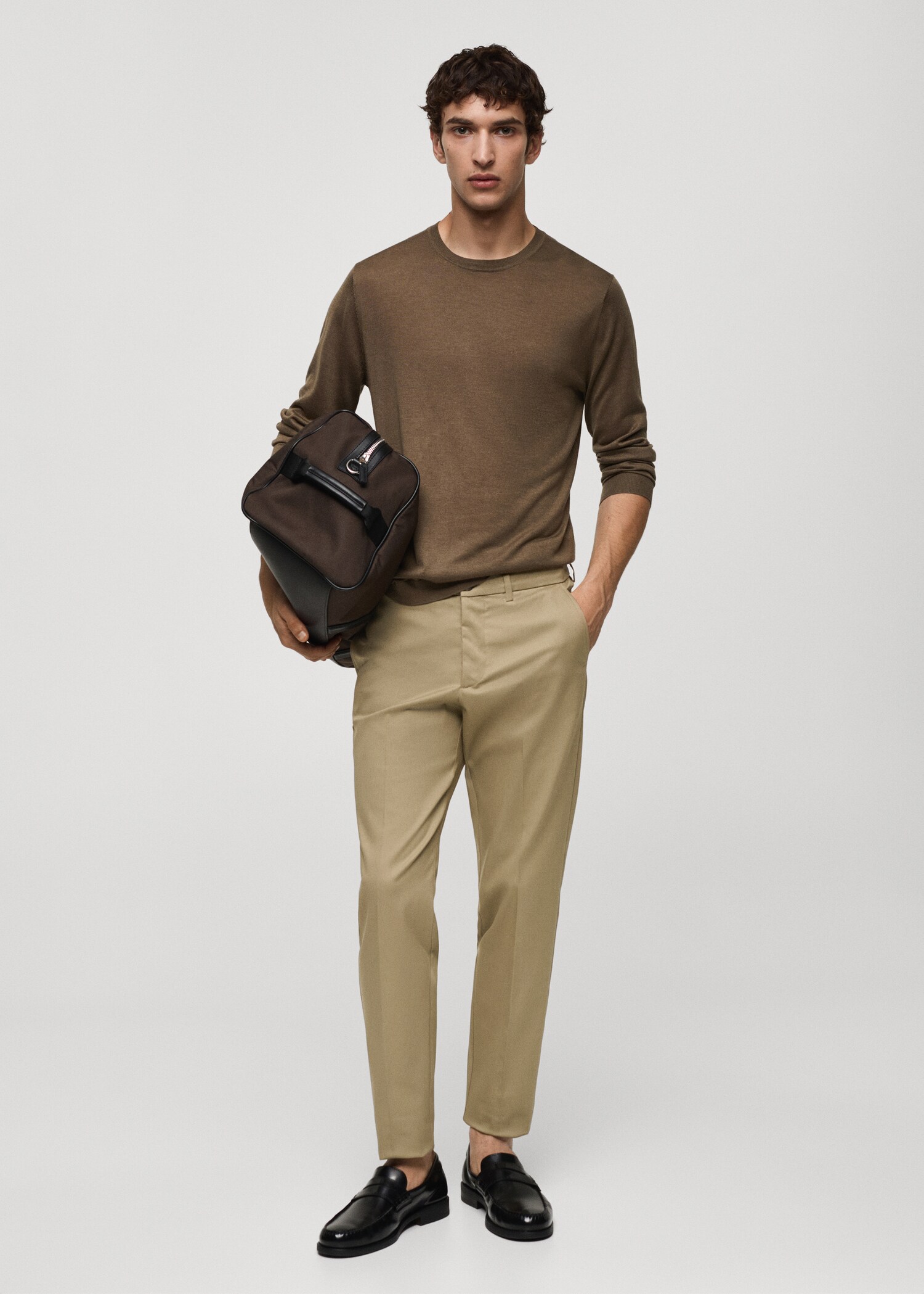 Slim fit chino trousers - General plane