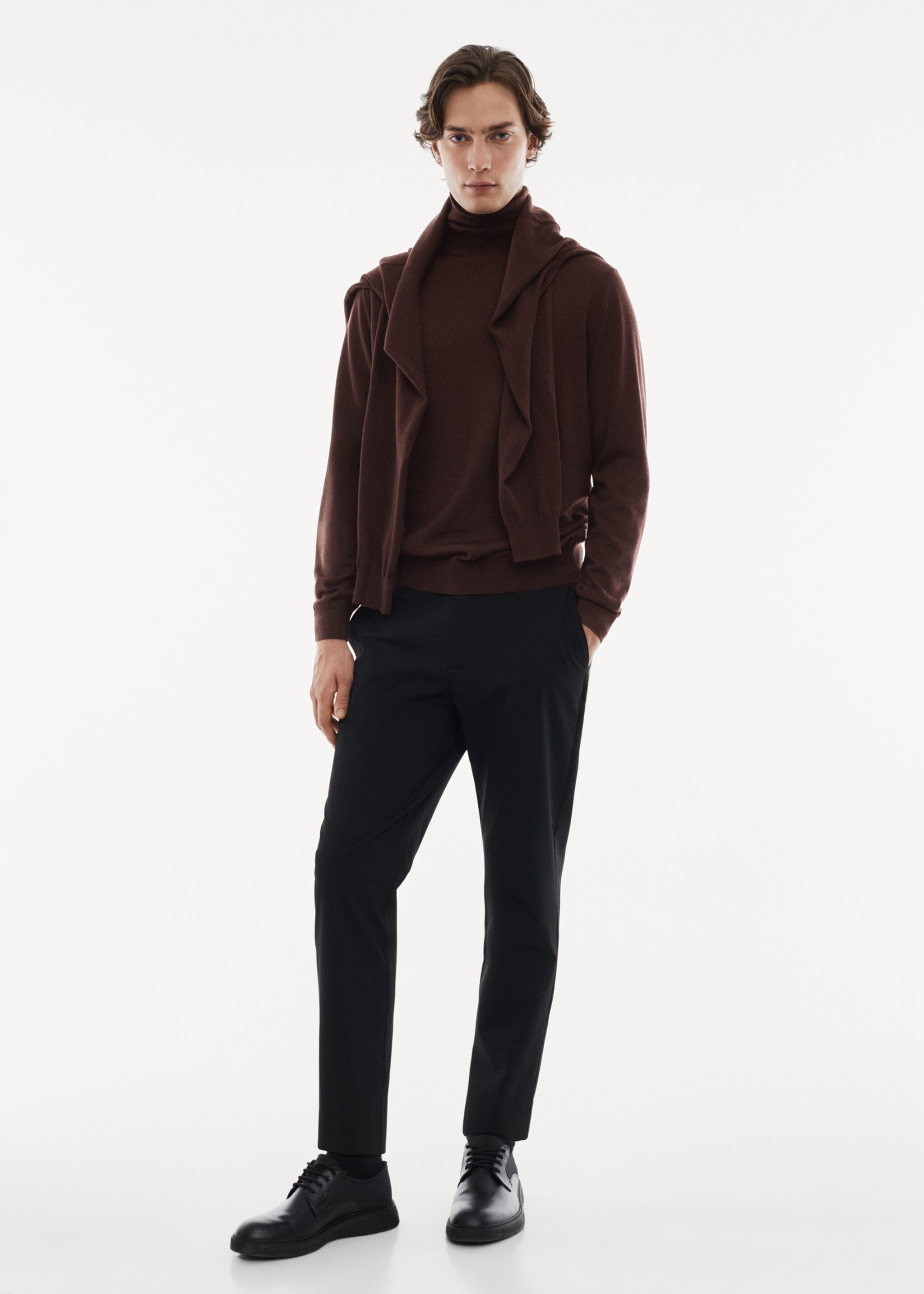 100% merino wool turtleneck sweater - General plane