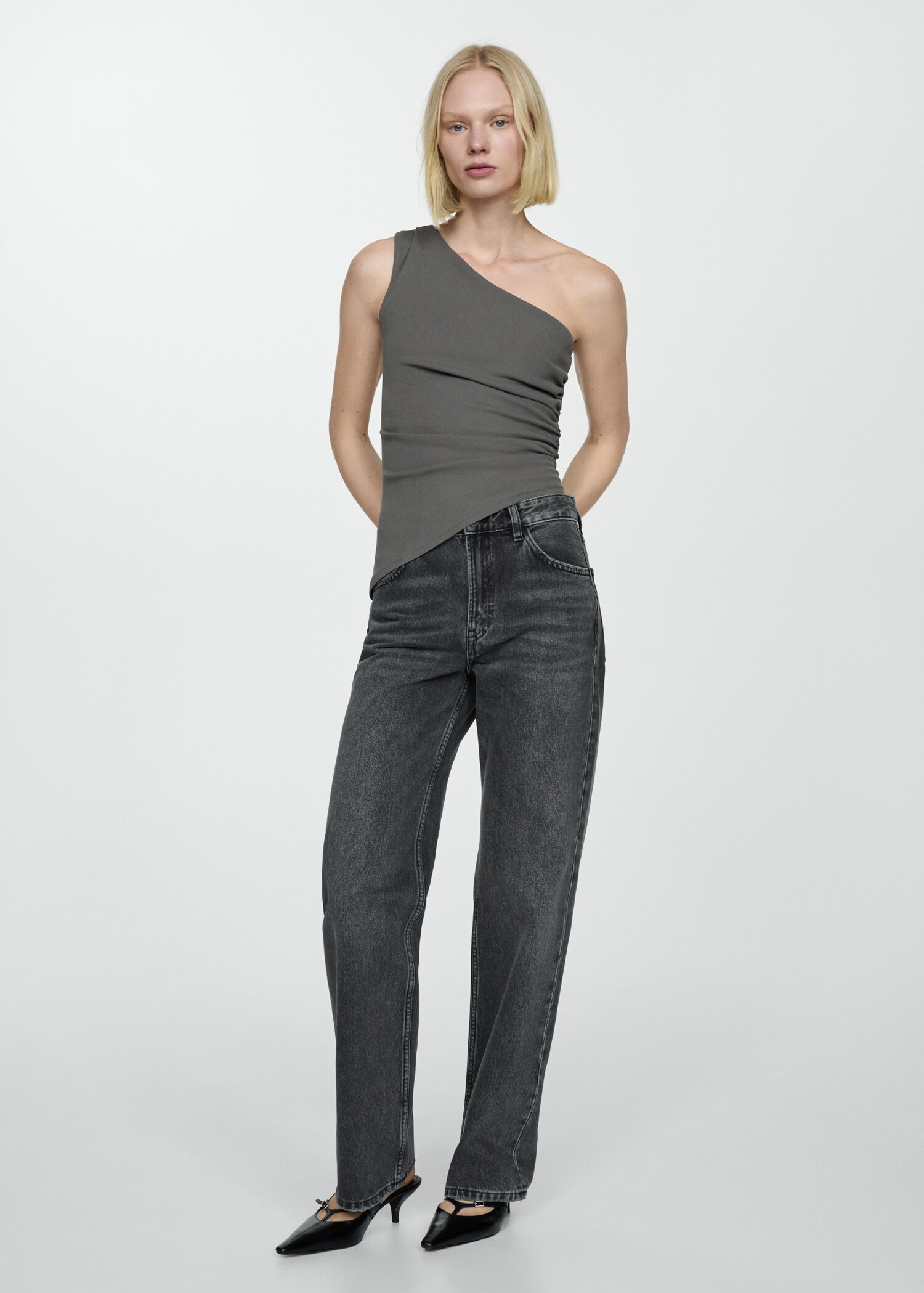 Jeans rectos tiro medio - Plano general