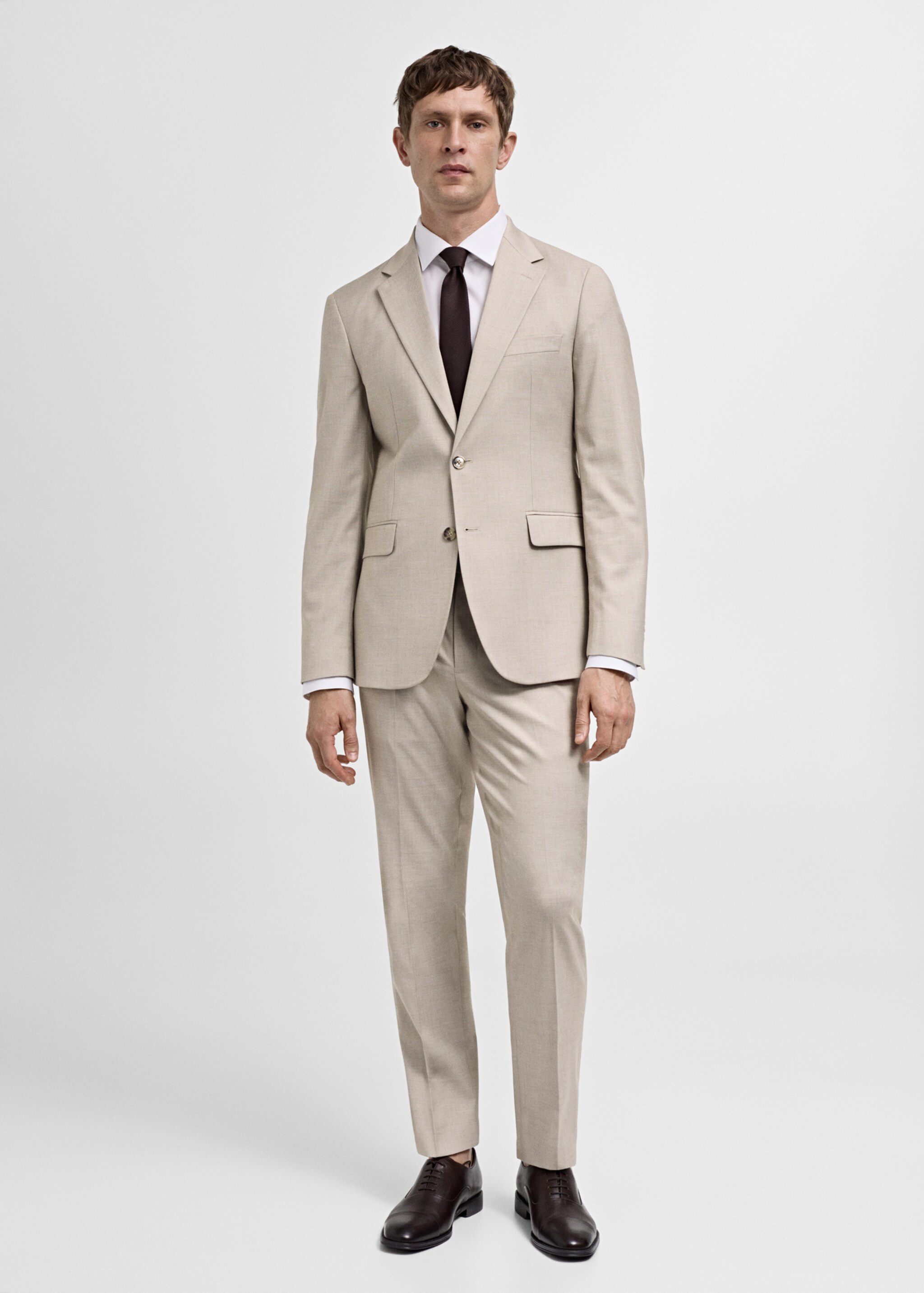 Костюмный пиджак slim fit из ткани стретч - Общий план