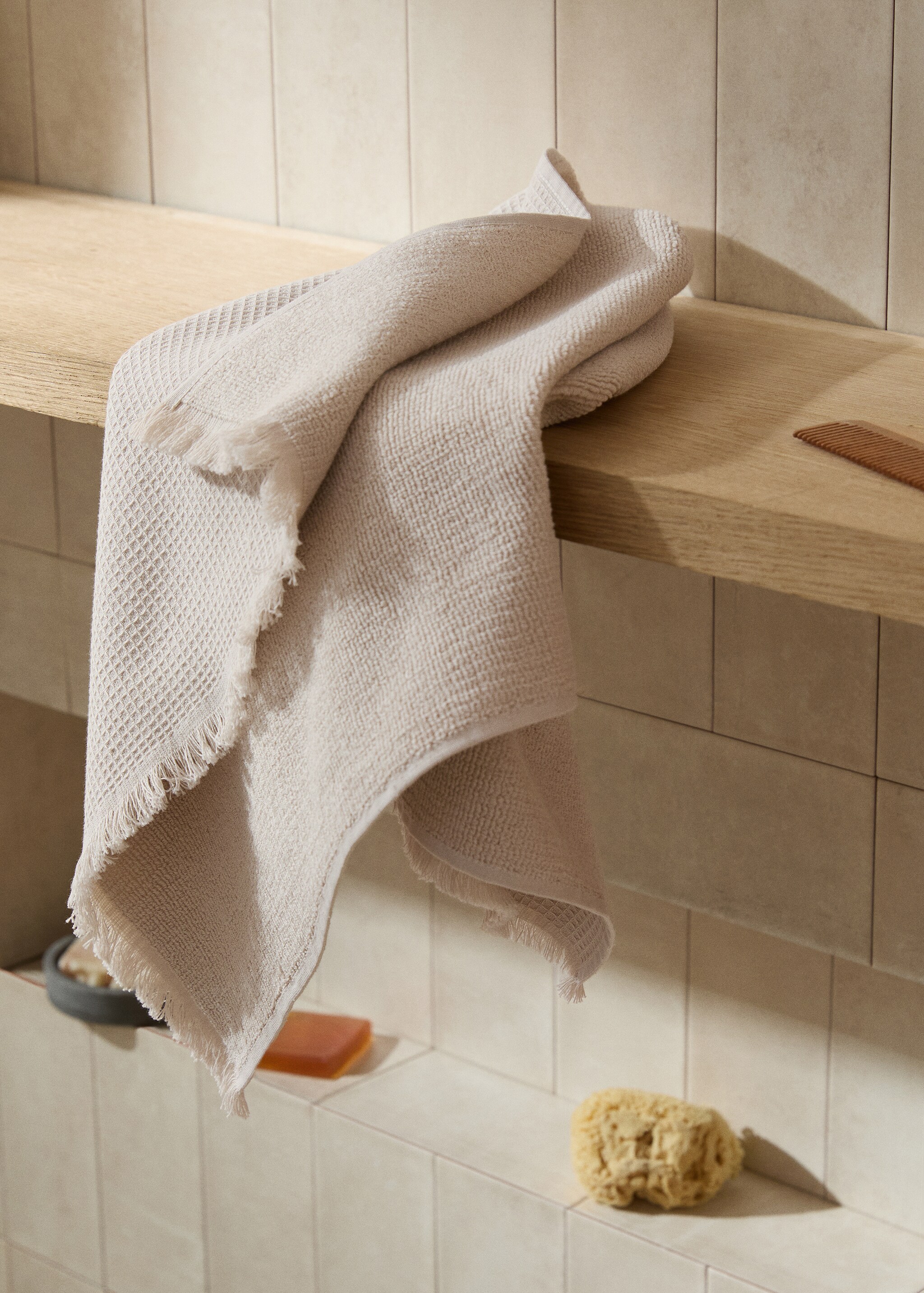 Ręcznik do rąk z bawełny z gofrową teksturą i frędzlami 50 x 90 cm  - Plan ogólny