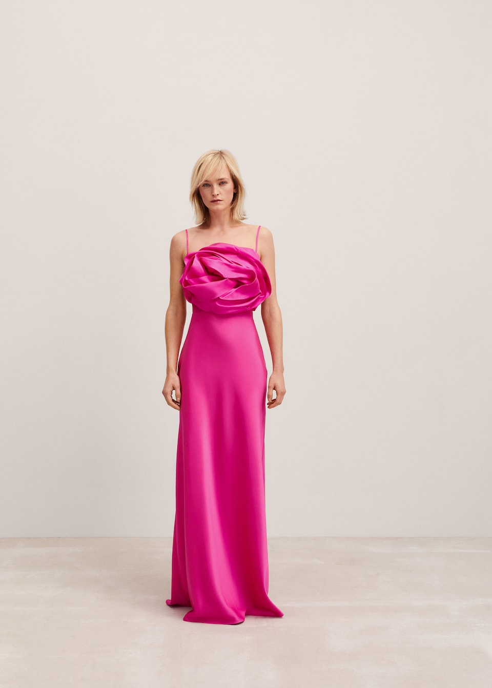 Satin maxi-flower dress - Women | MANGO USA