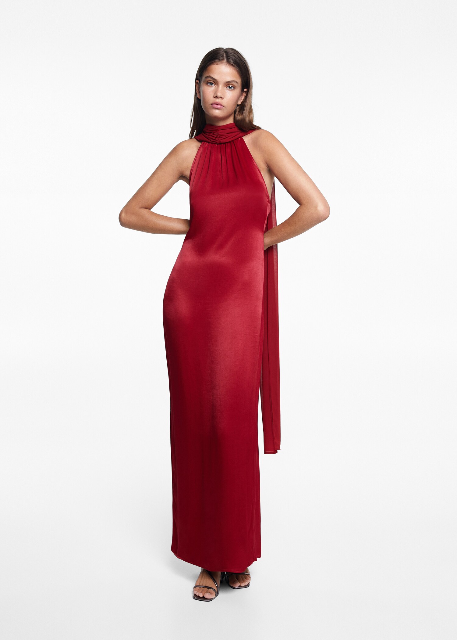 Open back dress cape - General plane