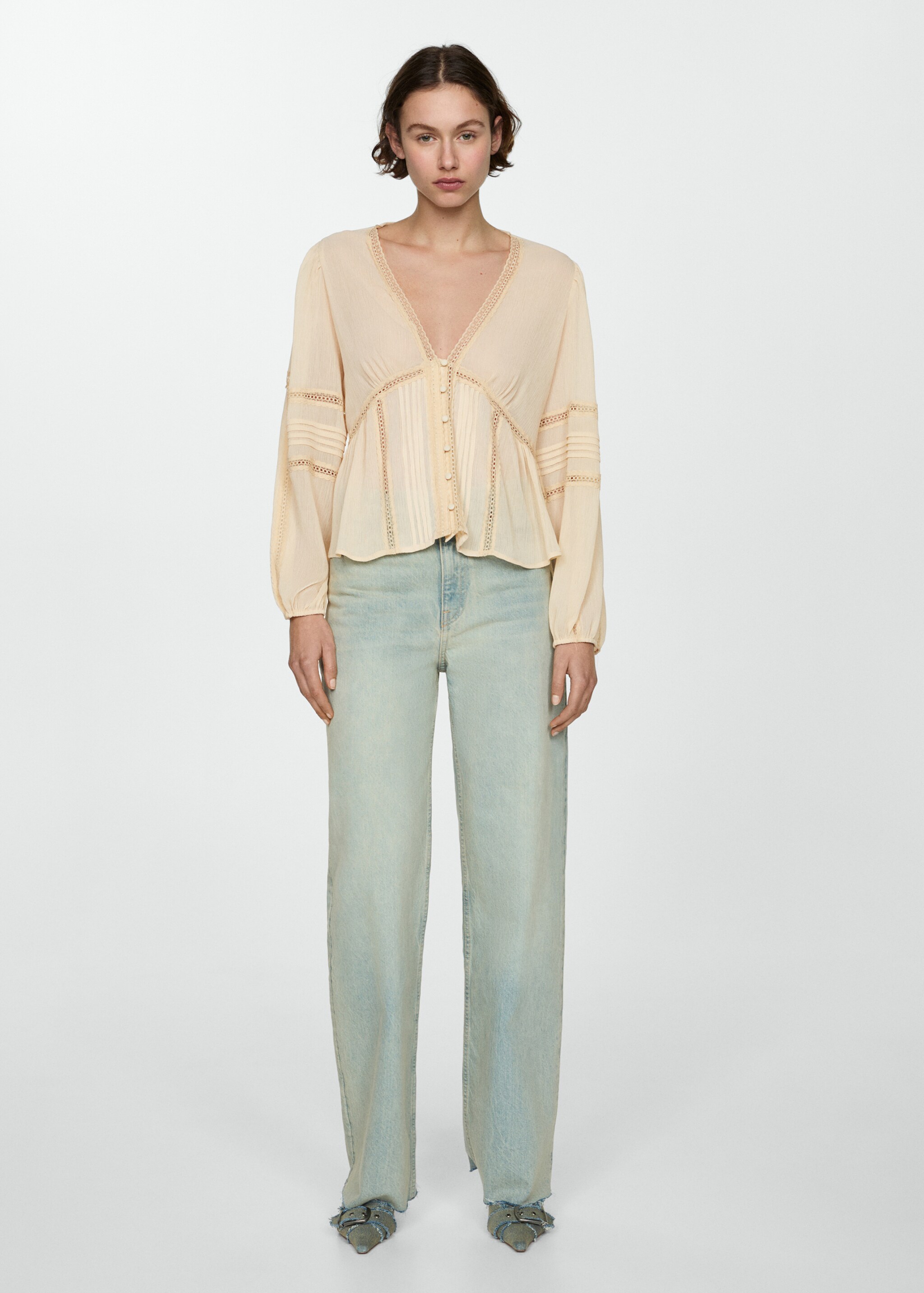 Embroidered flowy blouse - General plane
