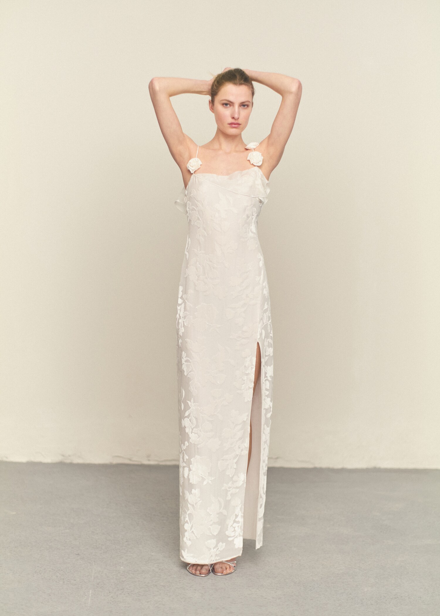 Floral devoré dress with side opening - General plane