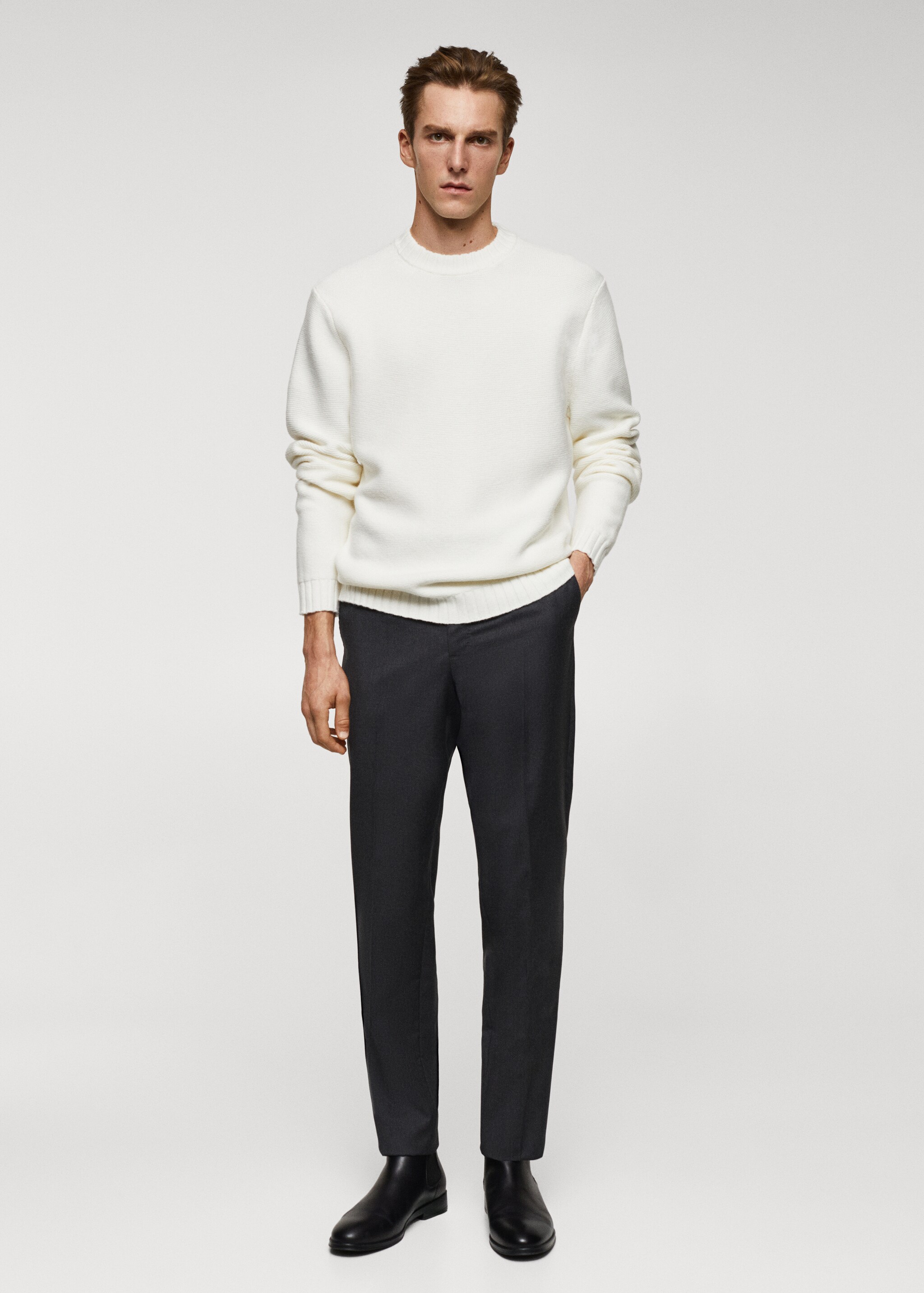 Knitted sweater with ribbed details - General plane