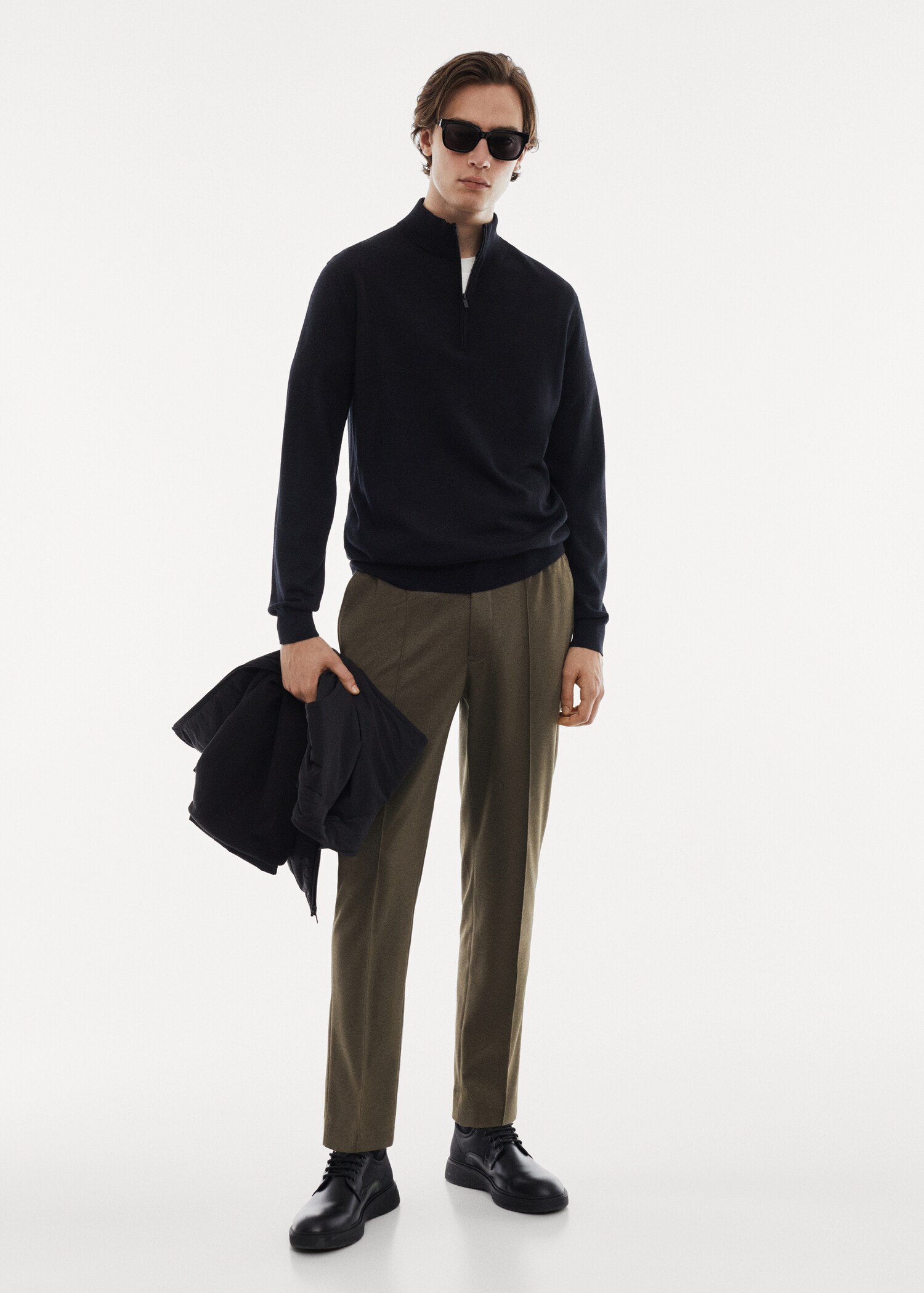 100% merino wool sweater with zipper collar - General plane