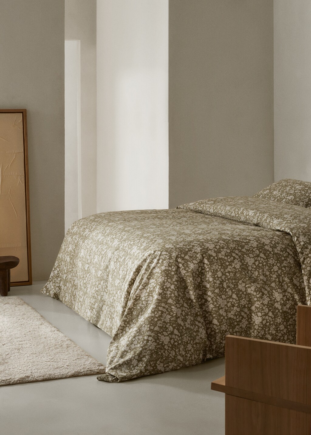 Multiflower cotton duvet cover for Super King bed Home MANGO Tanzania