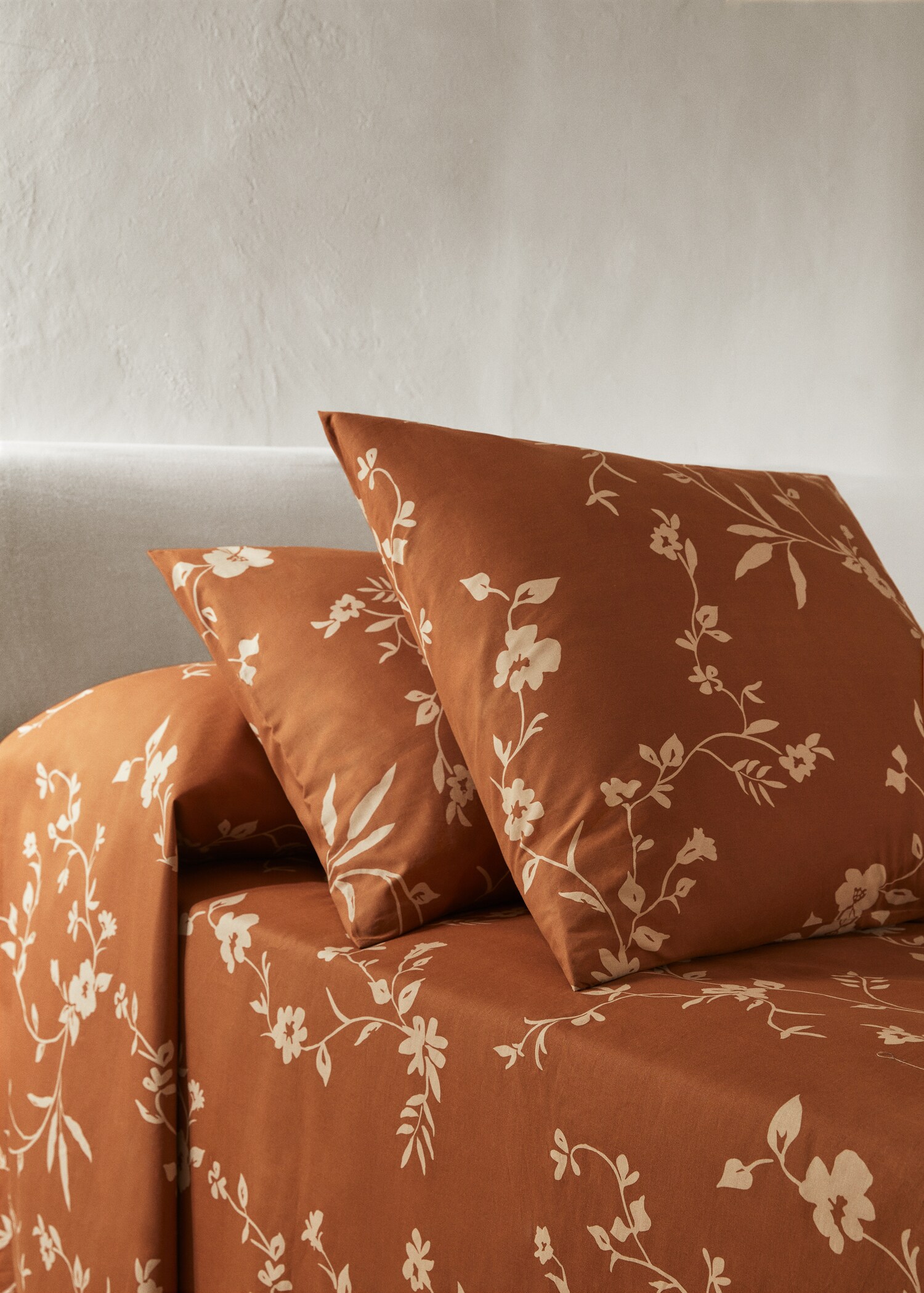 Large floral pillowcase 60x60cm - General plane