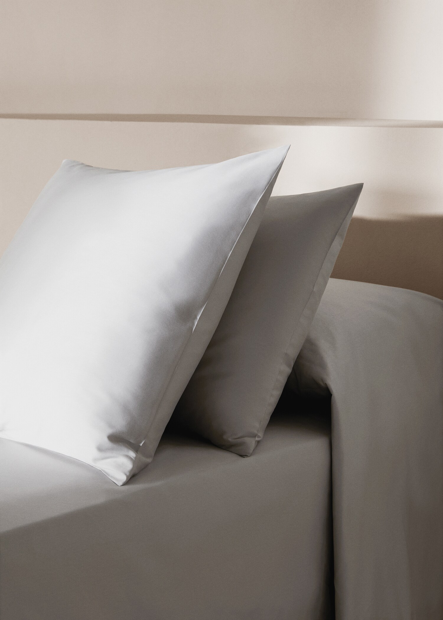 Satin cushion cover 45x110cm - General plane