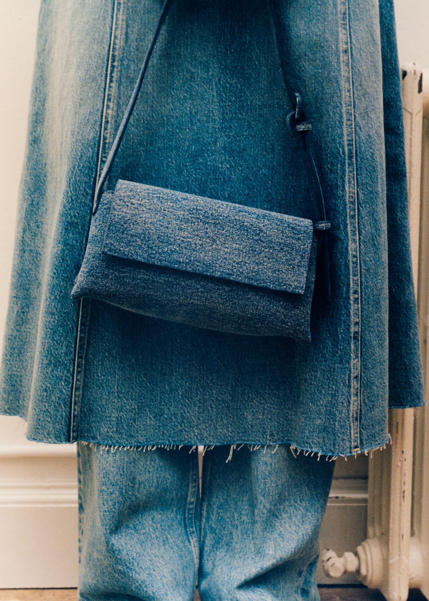 Denim shoulder bag - General plane