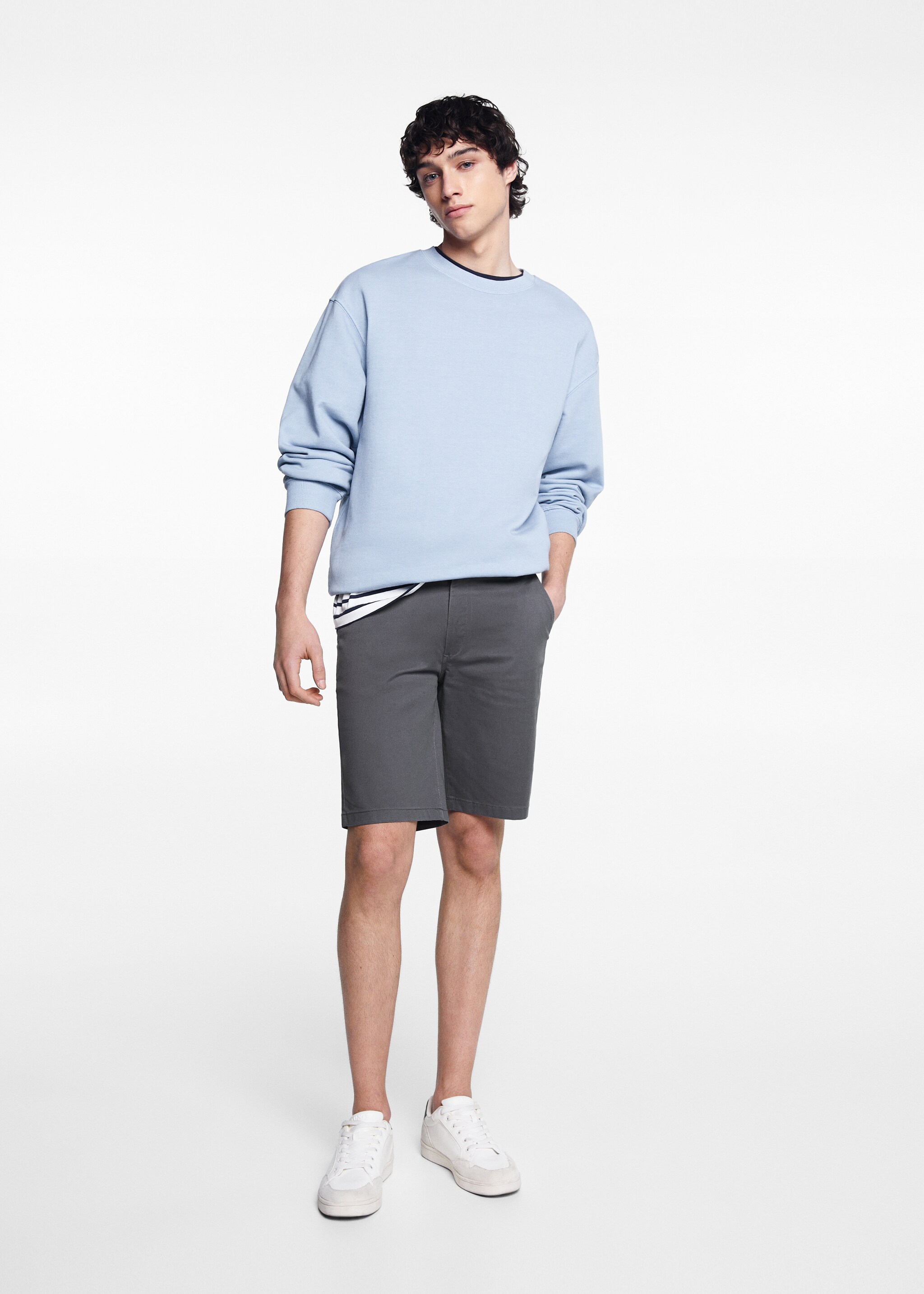 Slim Fit-Bermudashorts aus Baumwolle - Allgemeine Ansicht