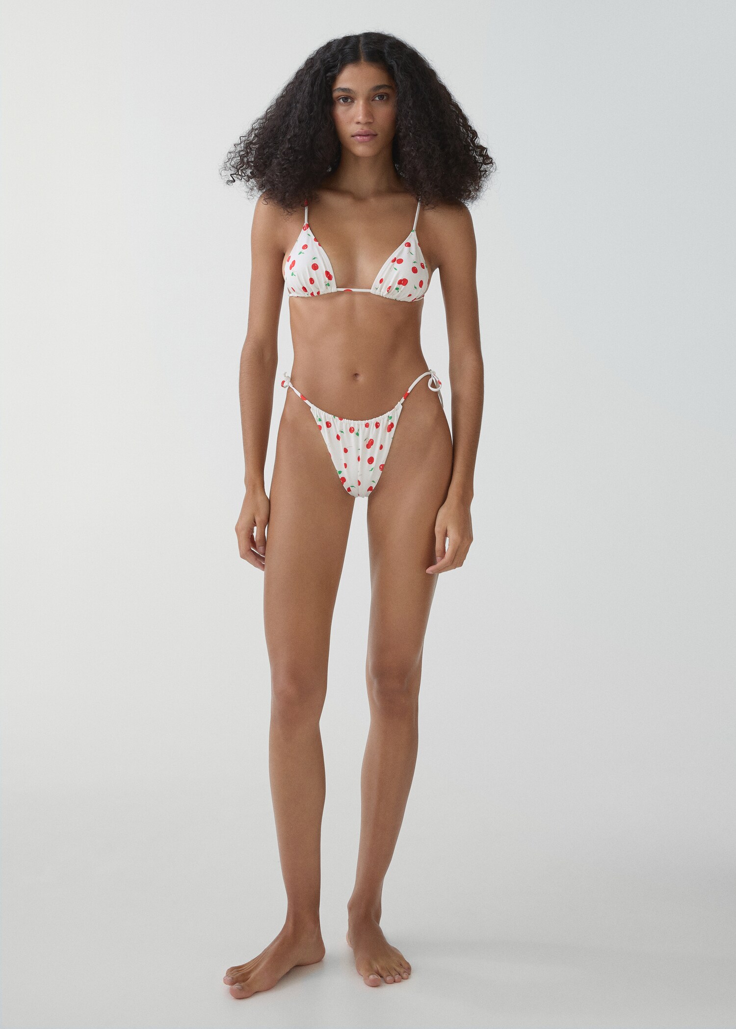 Culotte bikini brésilienne imprimée - Plan général