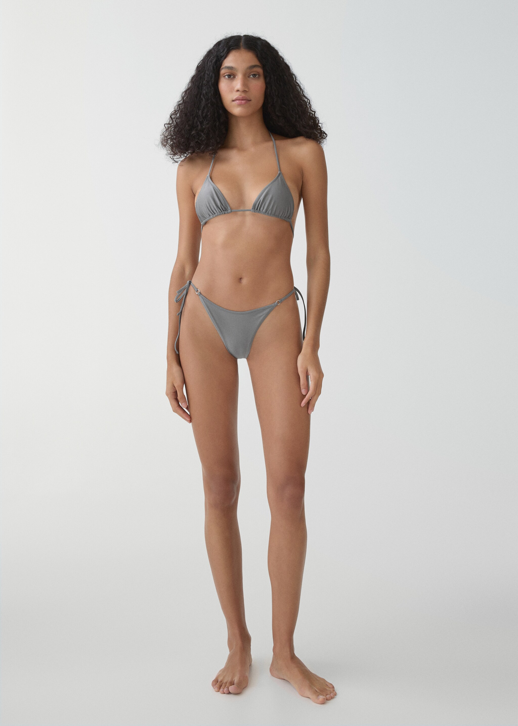 Culotte bikini métallisée - Plan général