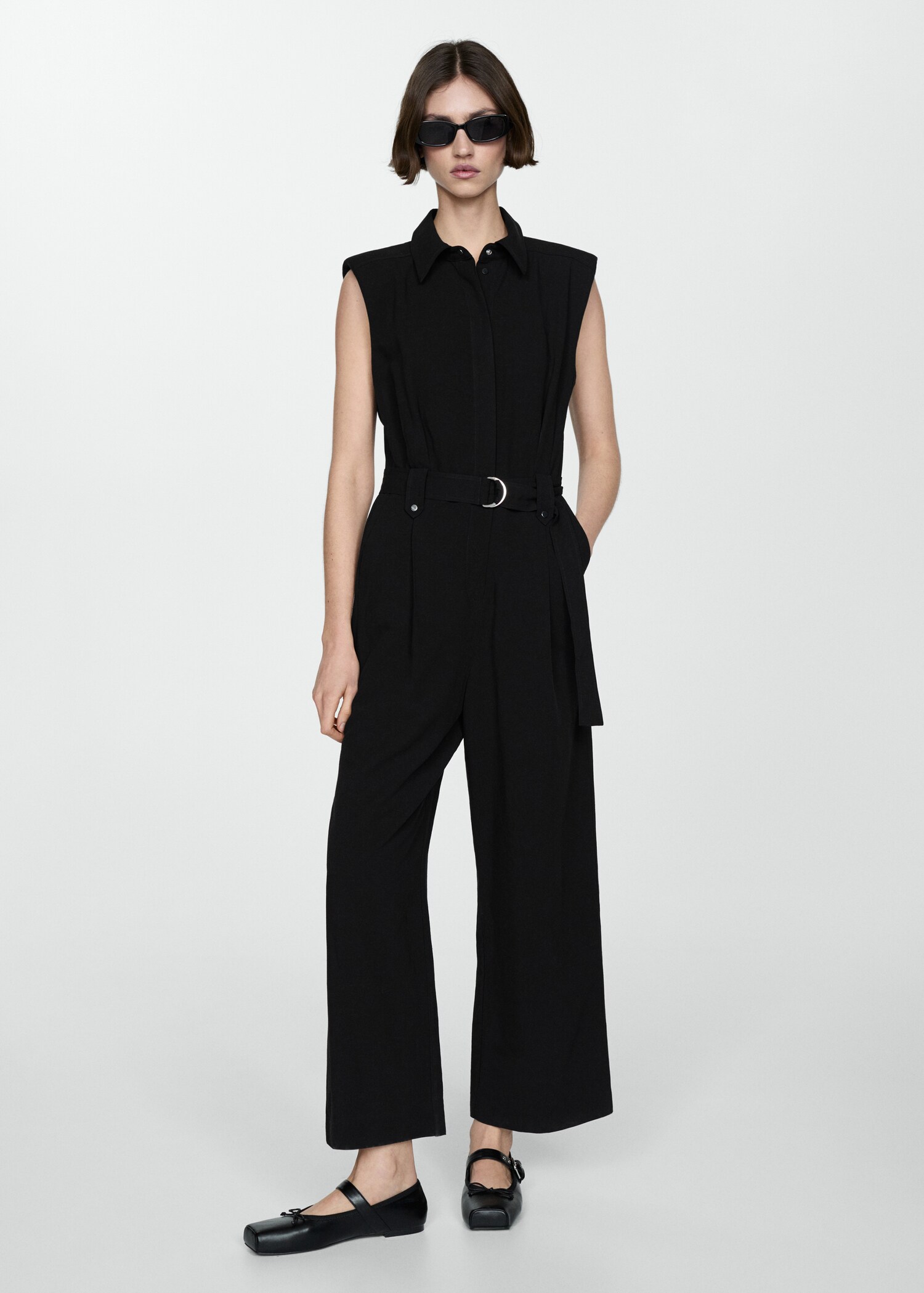 Jumpsuit with belt clips - General plane