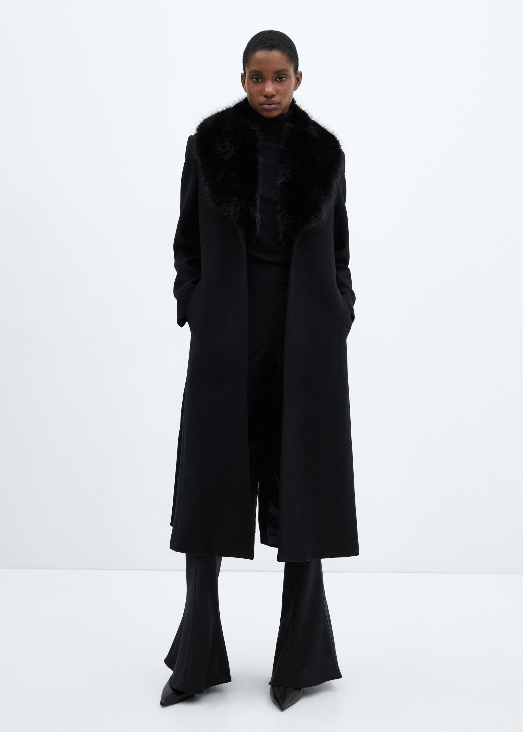 Manteco wool coat with detachable fur collar - General plane