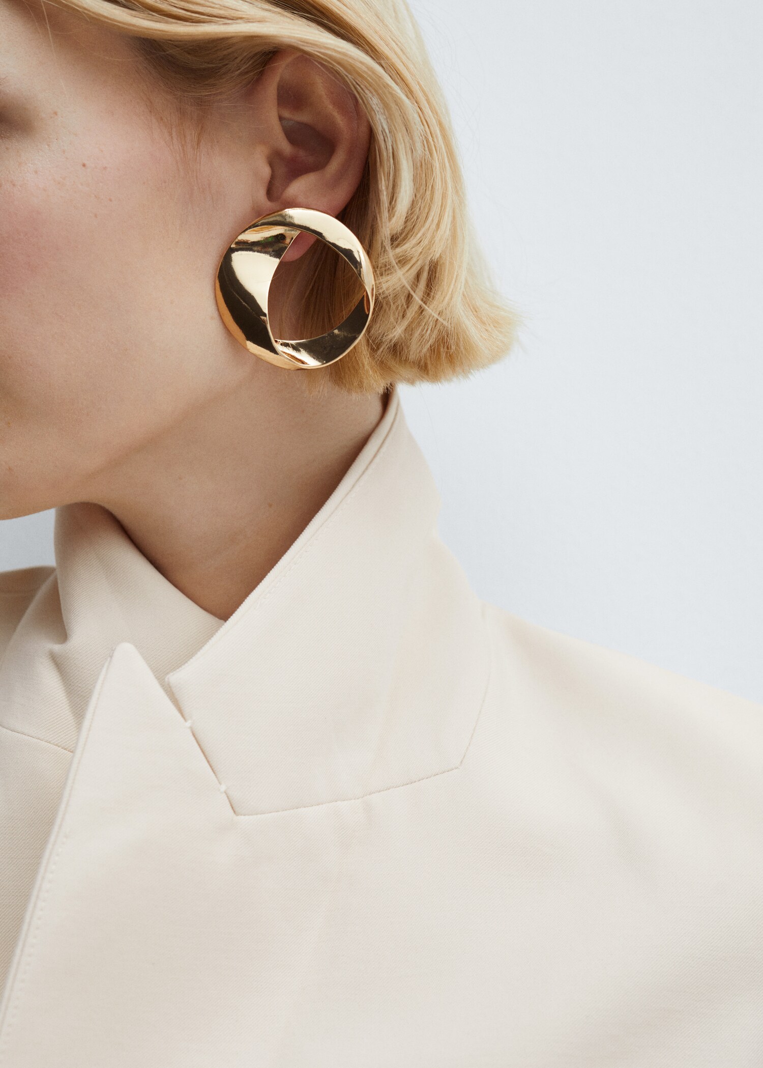 Pendientes aros irregulares - Plano general