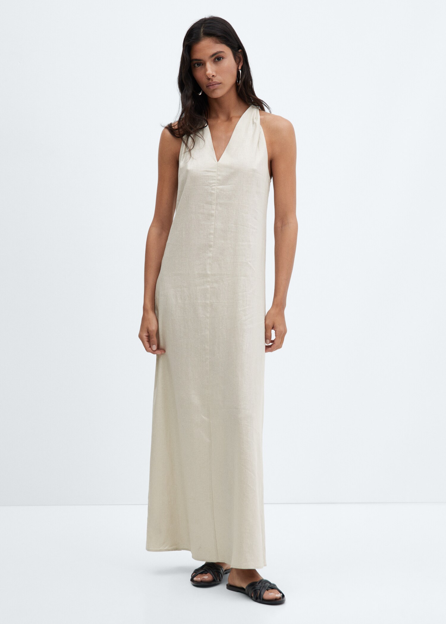 V-neckline linen dress - General plane