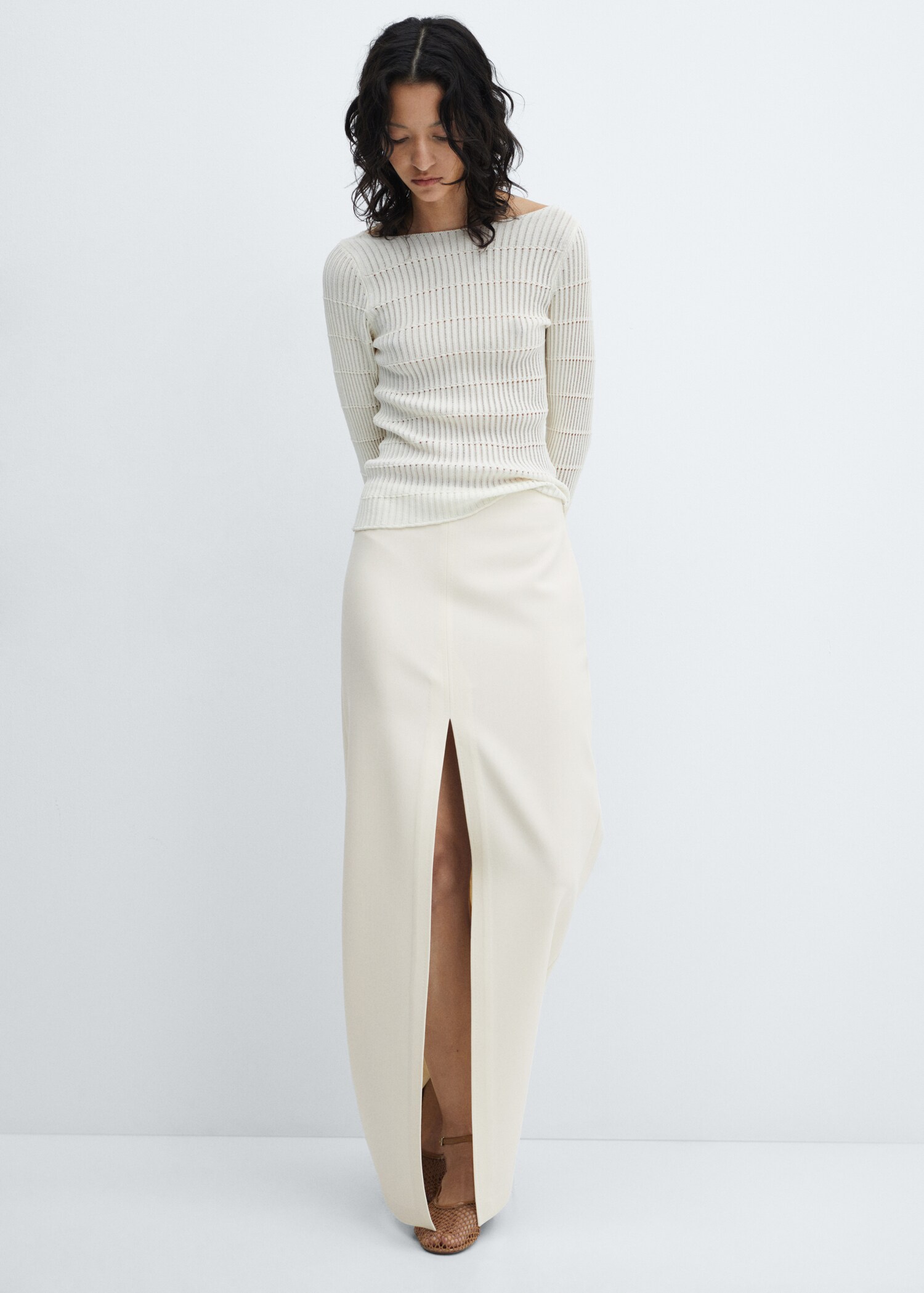 Slit long skirt - General plane