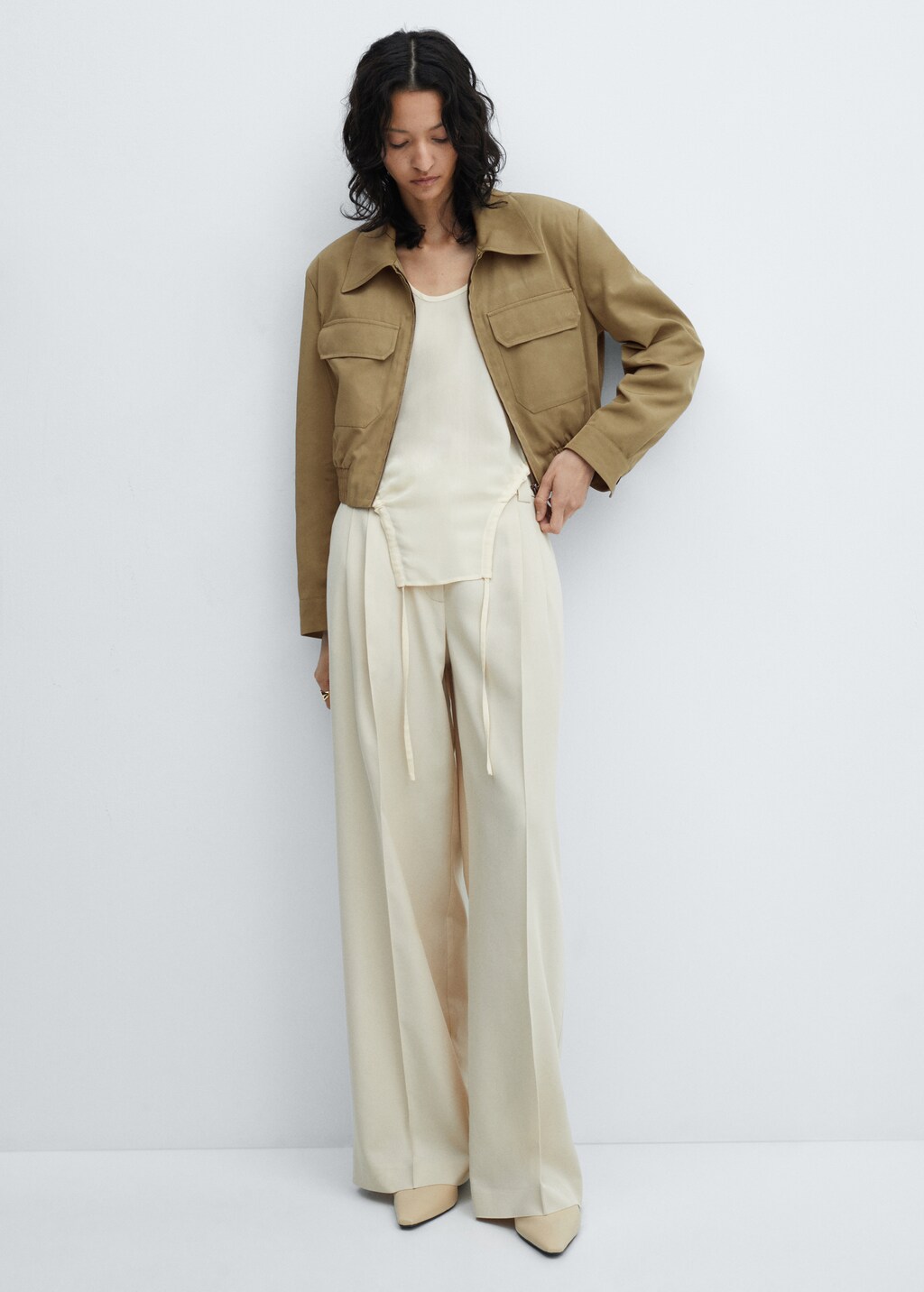 Cropped jacket with pockets - Women | MANGO Japan
