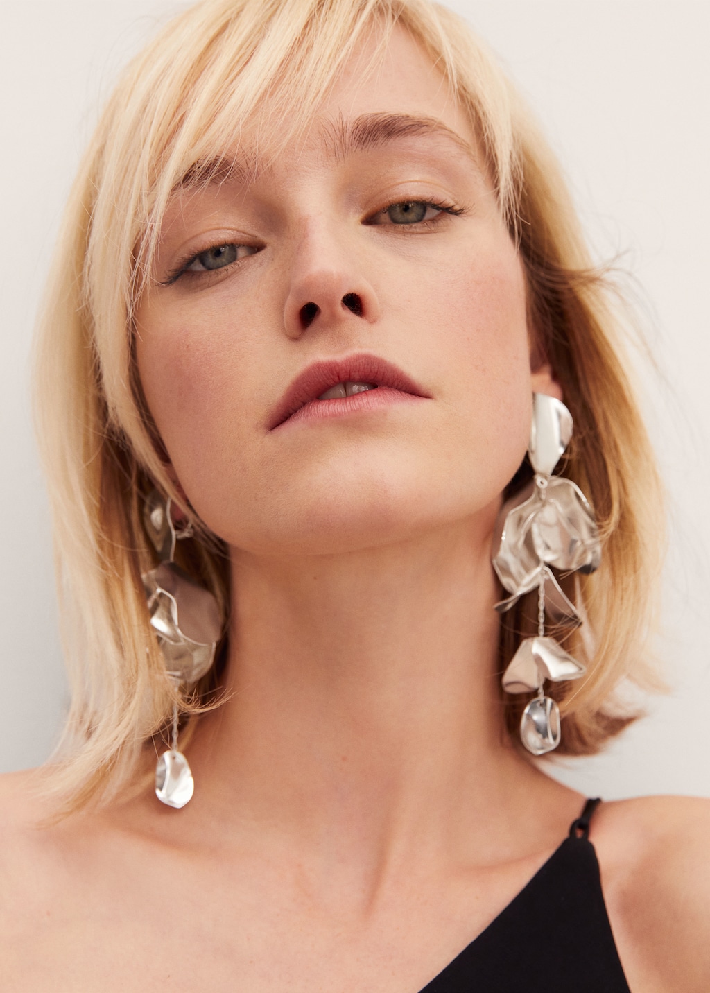 Leaves Pendant Earrings leaves-pendant-earrings