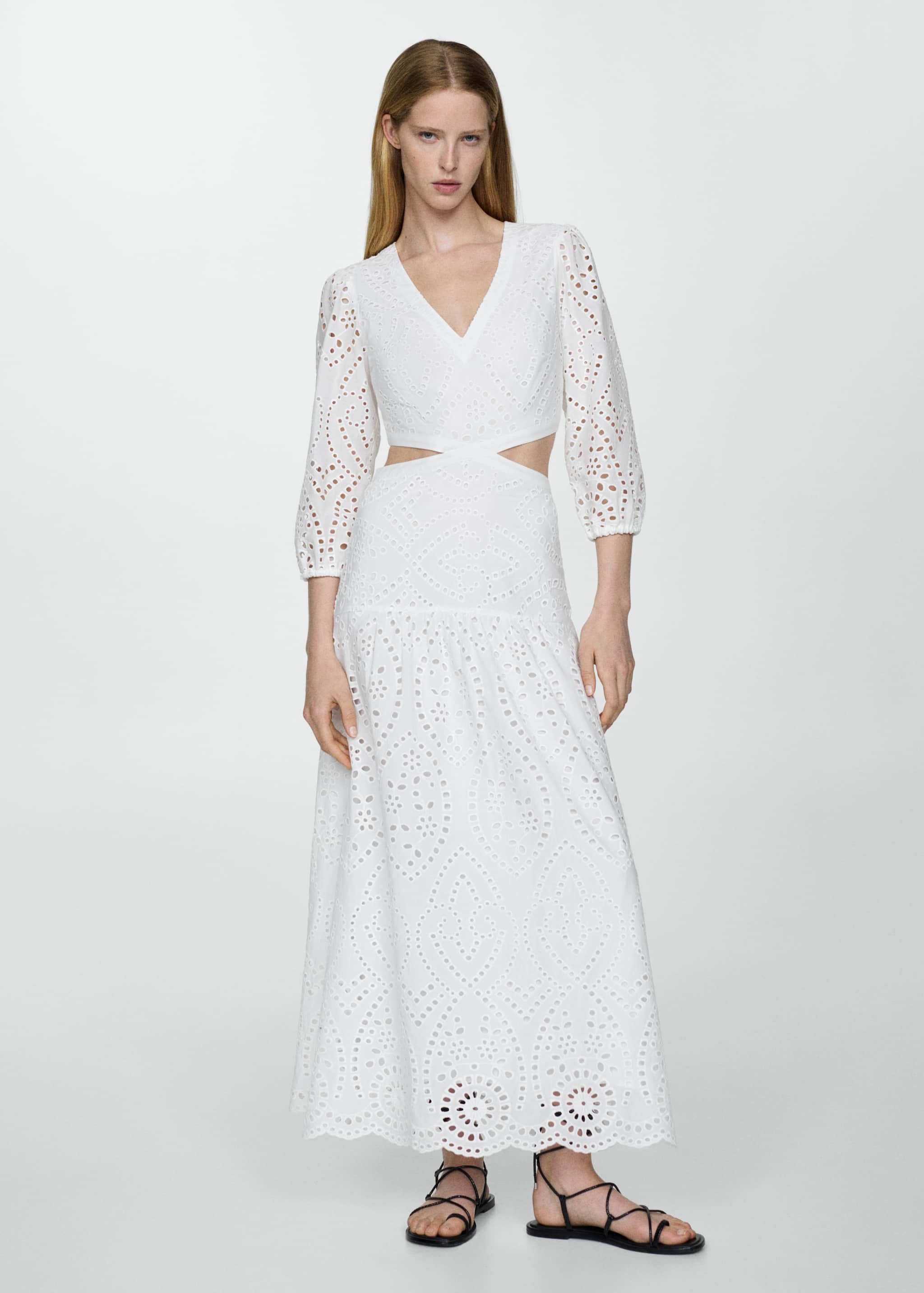 Embroidered dress with slits - General plane