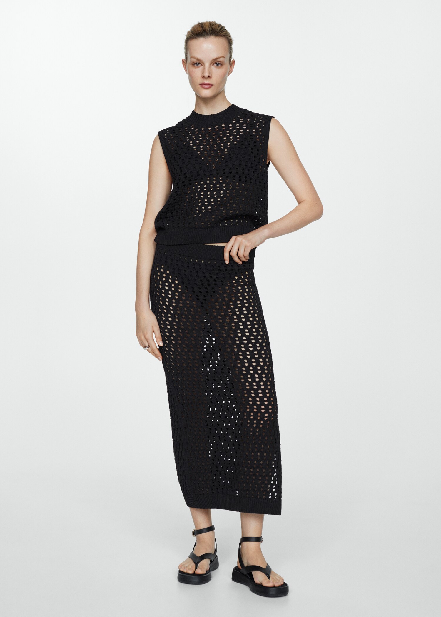 Openwork knitted skirt - General plane