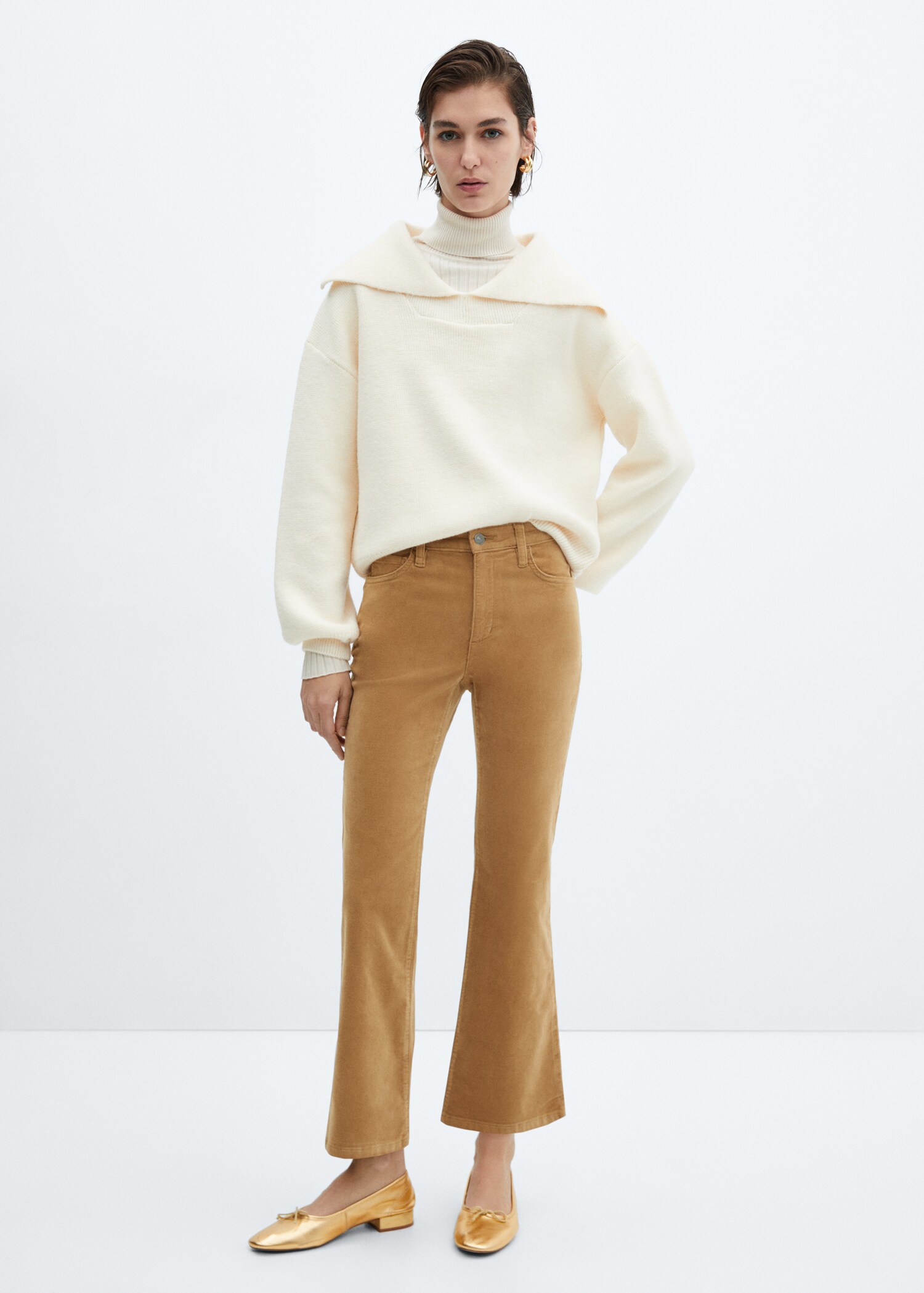 Flared cropped corduroy trousers - General plane