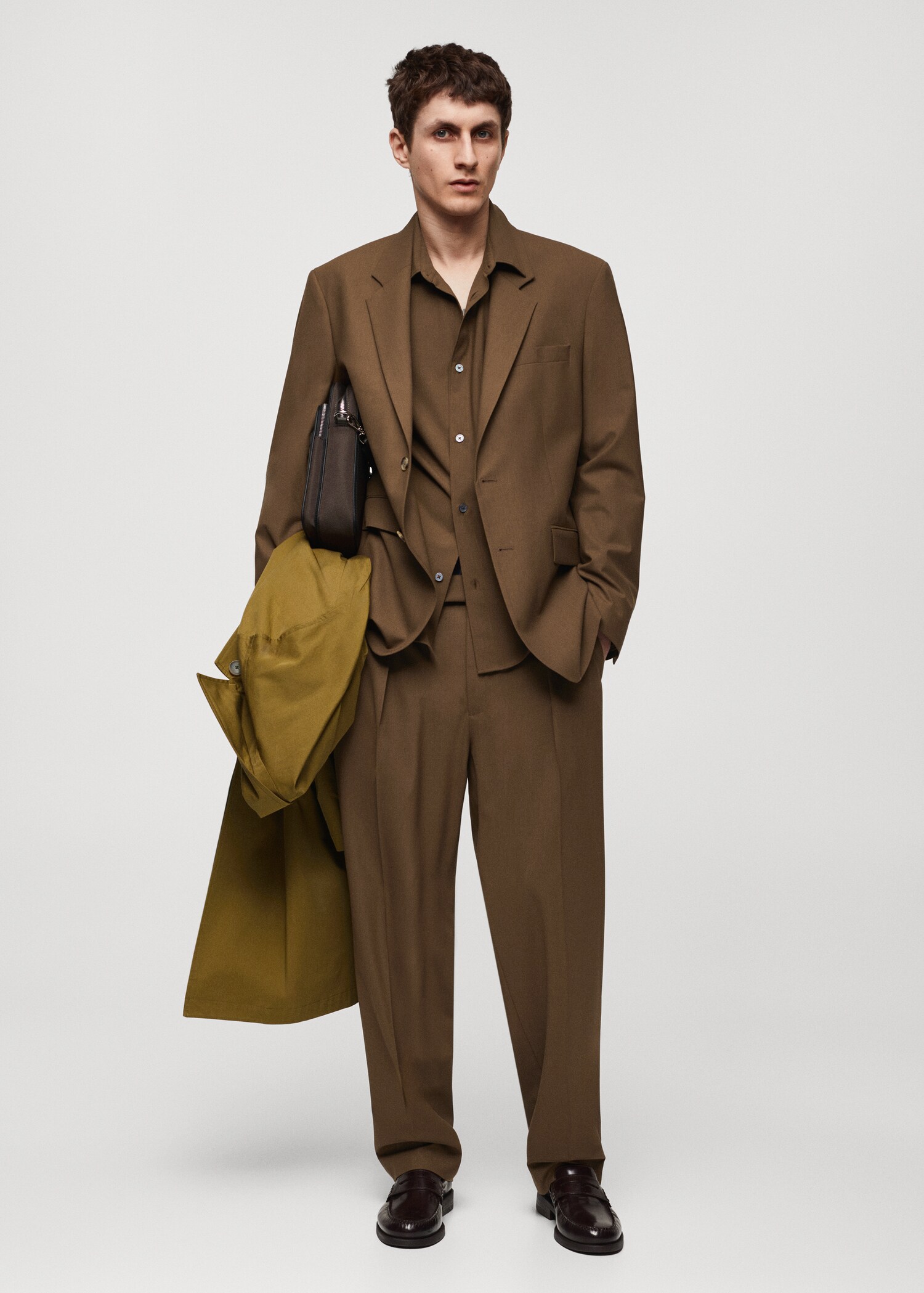 Regular-fit shirt with chest pocket - General plane