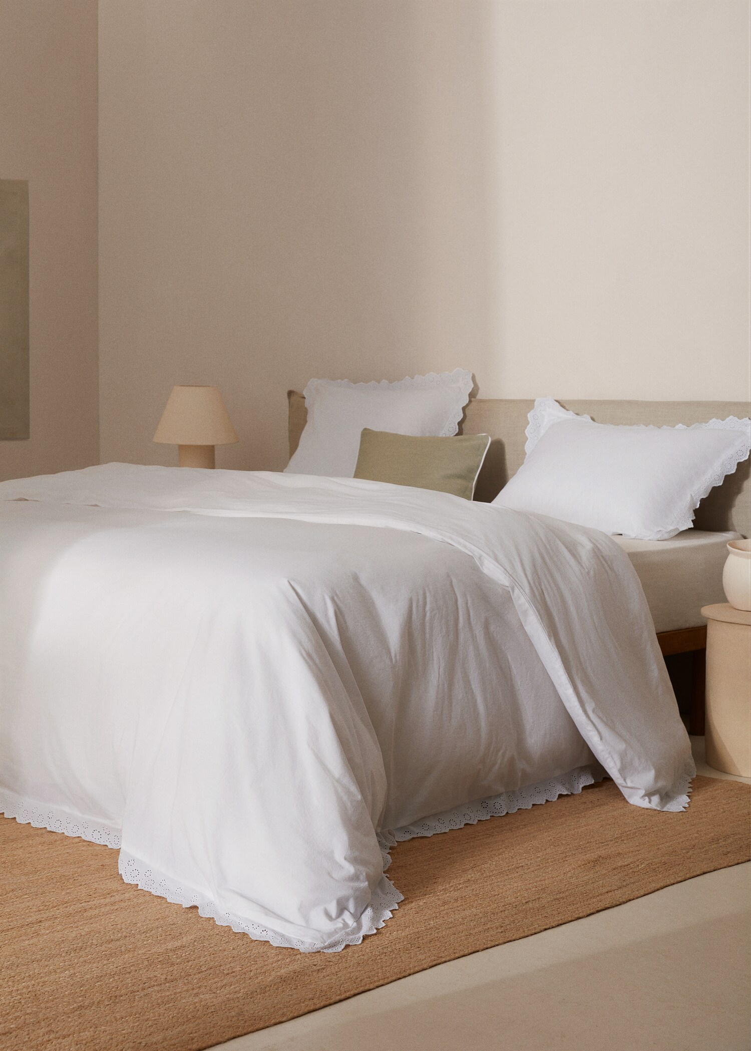 Baumwoll-Bettbezug mit besticktem Rüschendetail für 150/160 cm Bett - Allgemeine Ansicht