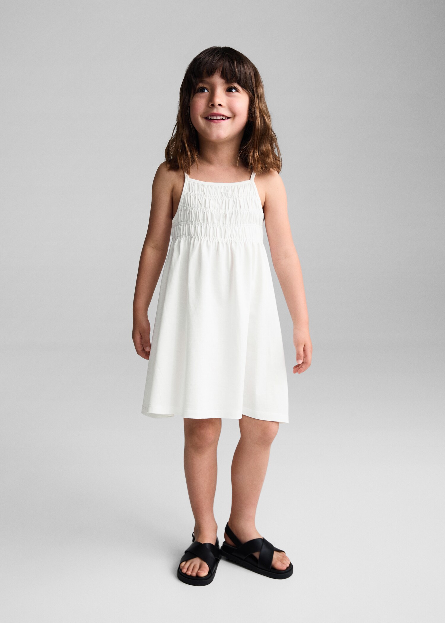 Robe à détails froncés - Plan général