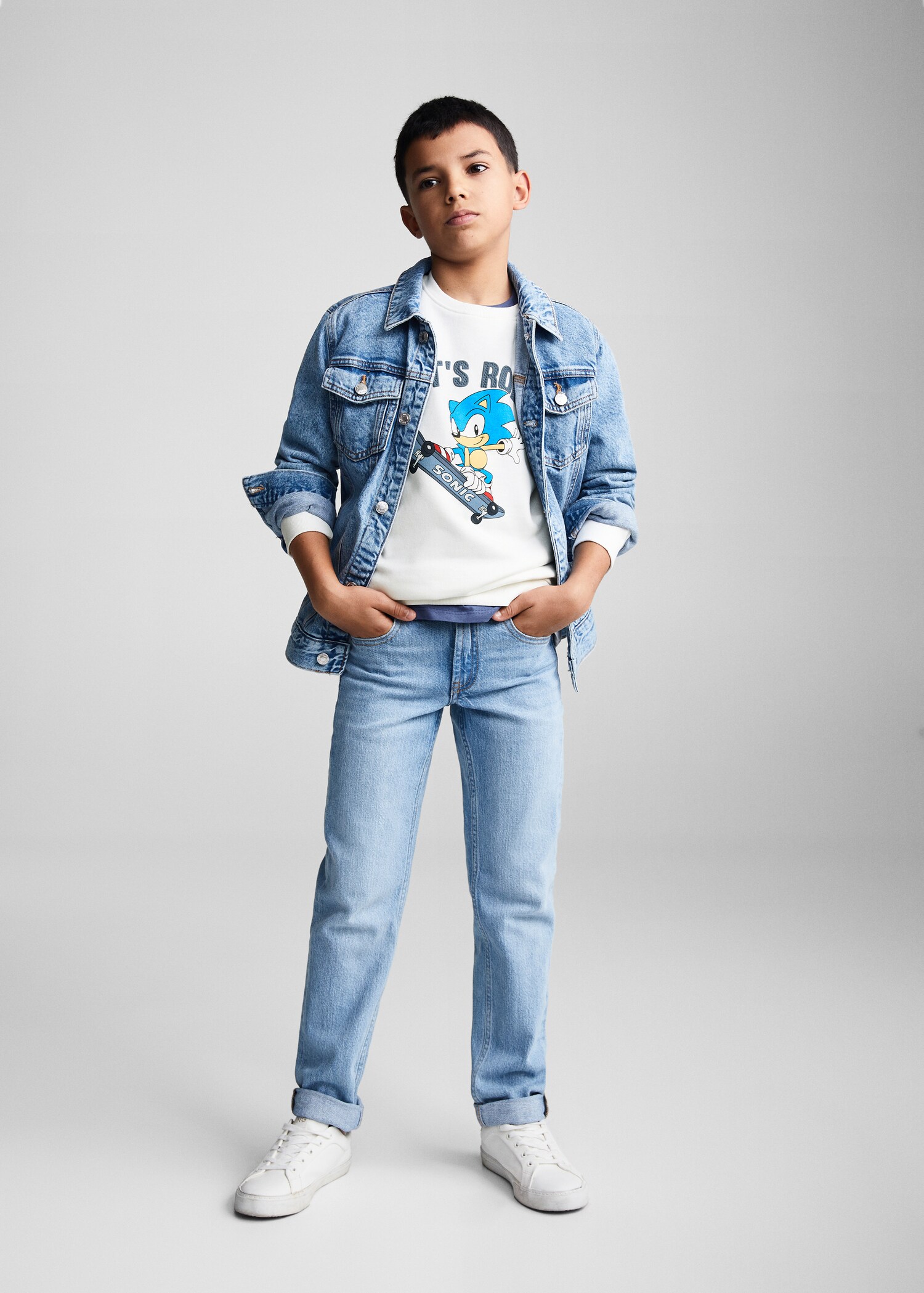 Sonic sweatshirt - Genel plan
