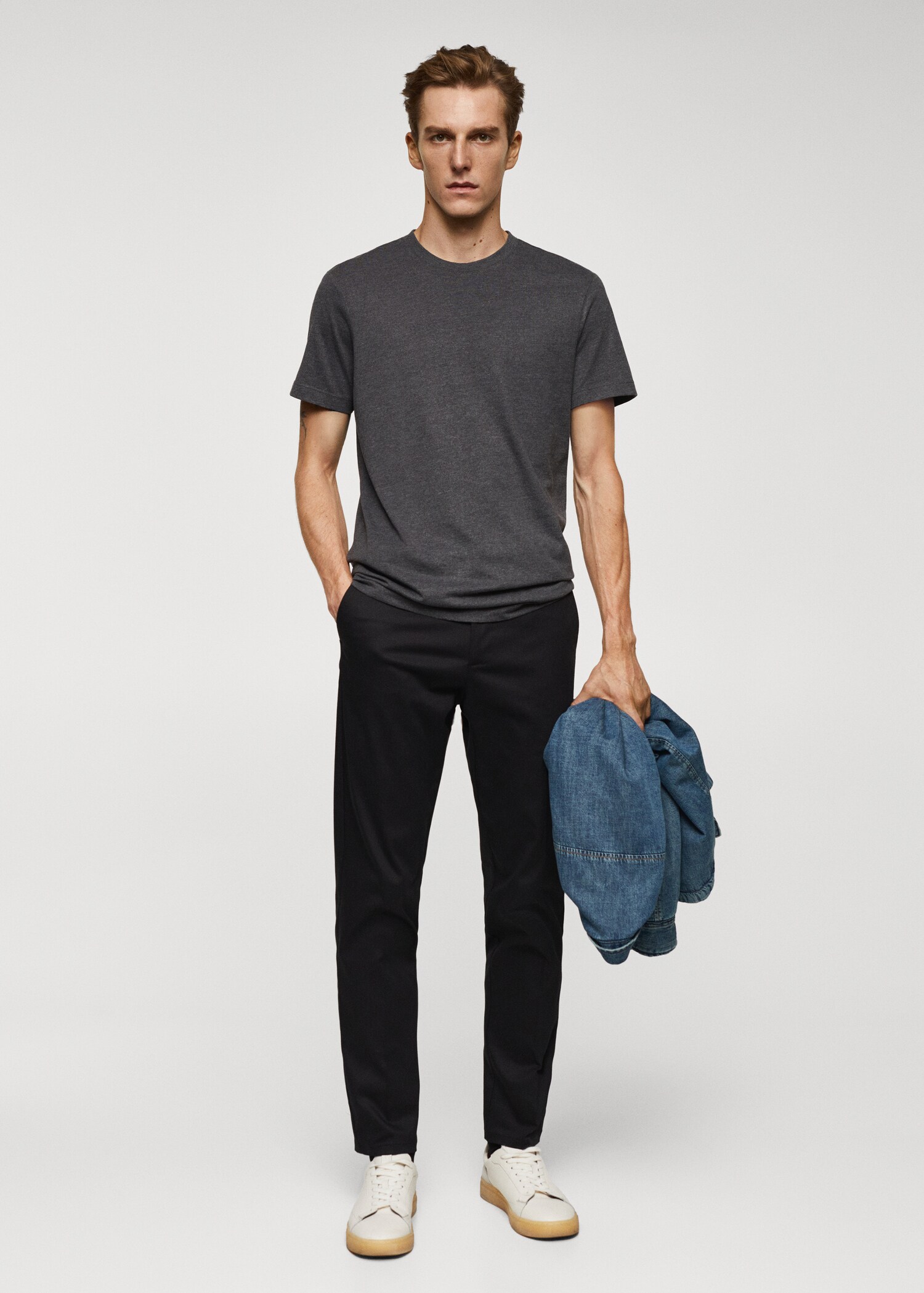 T-shirt basique en coton - Plan général