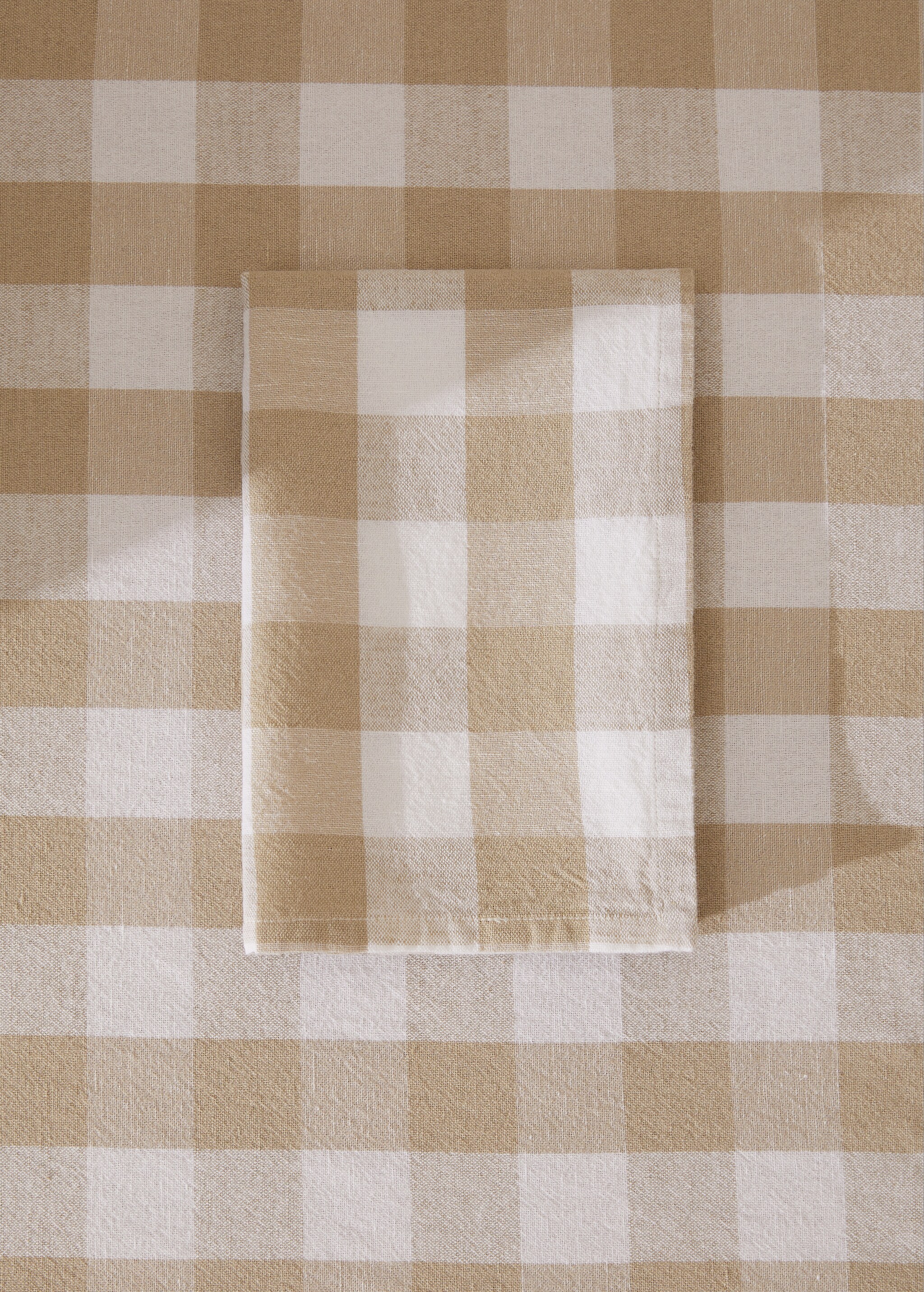 Cotton and linen square napkin - General plane