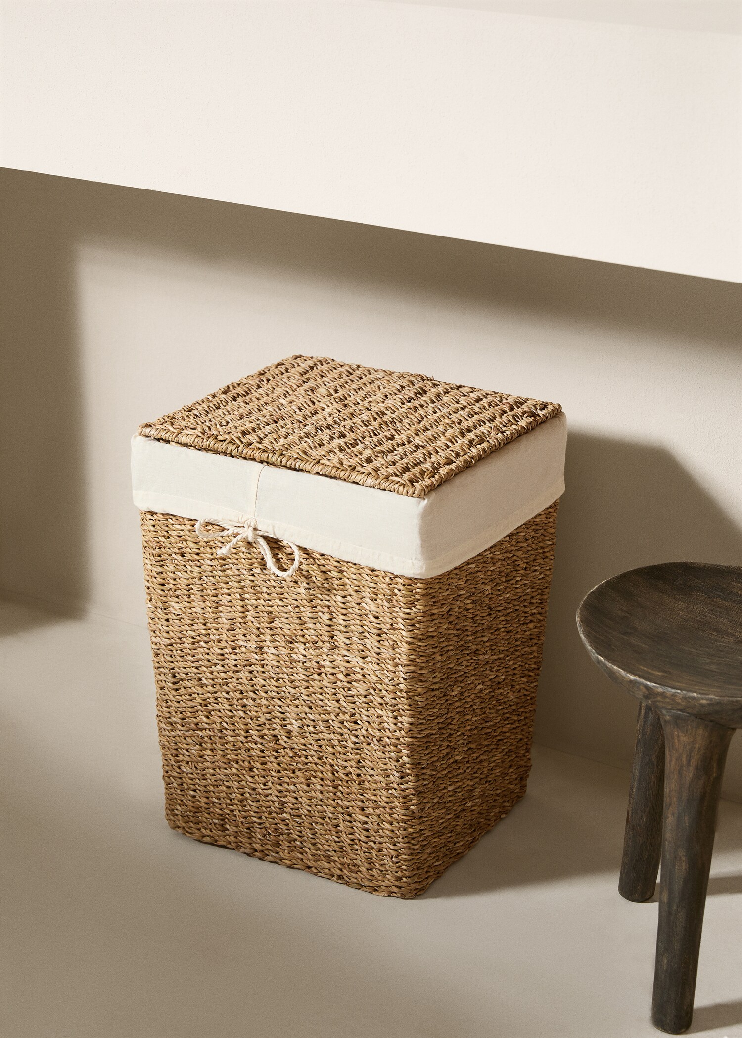 Natural fibre laundry basket 33x30x45cm - General plane