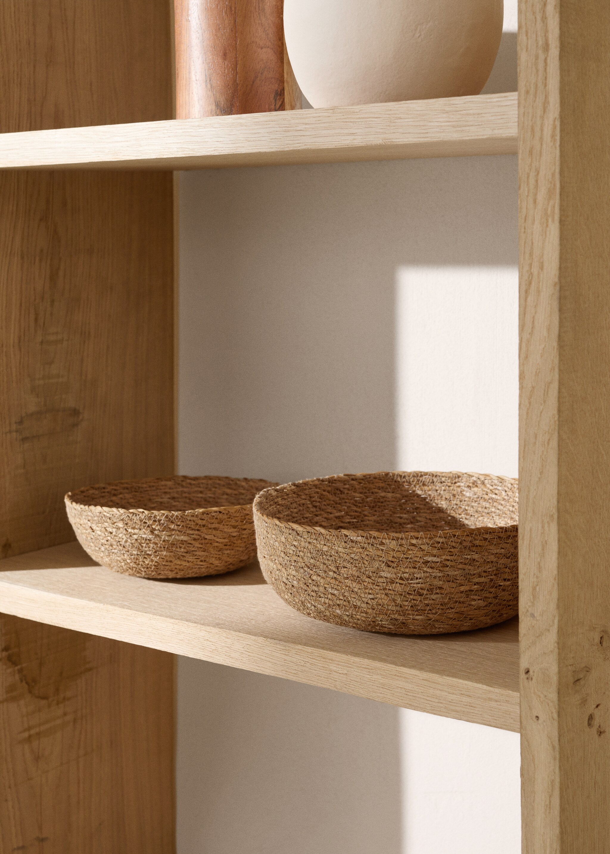 Round natural fiber basket 25x09cm - General plane