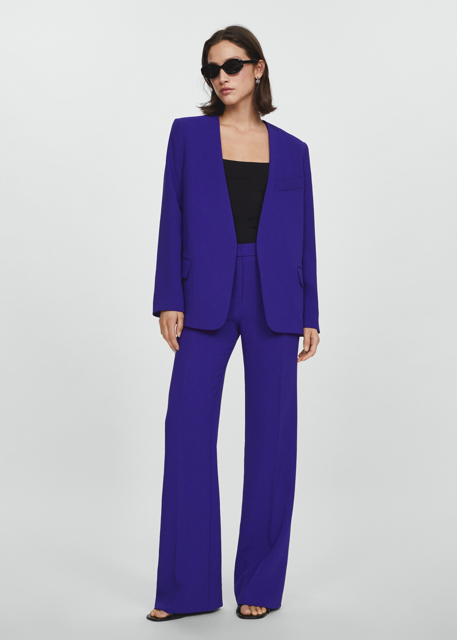 Pantalón wideleg tiro alto - Plano general