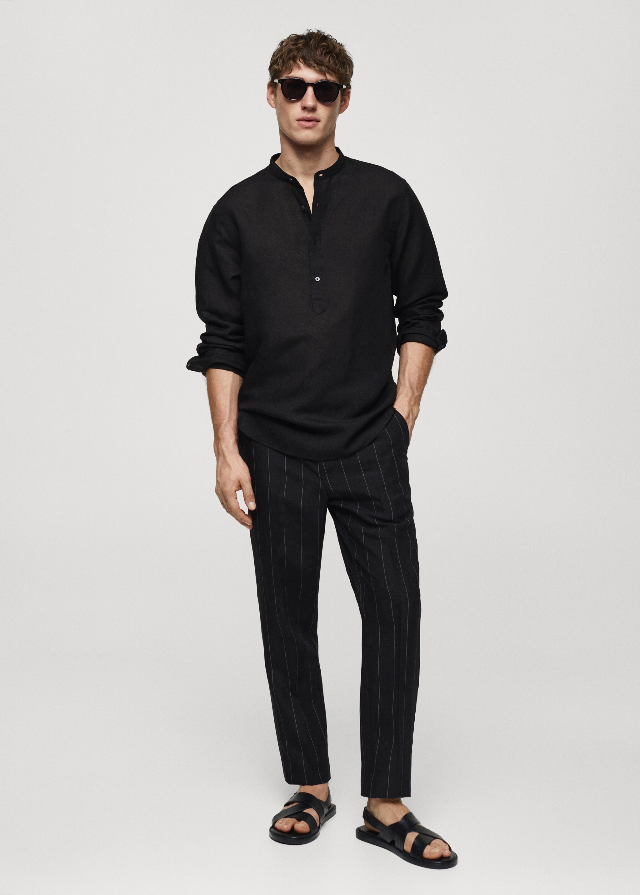 Slim-fit linen trousers with pinstripes - General plane