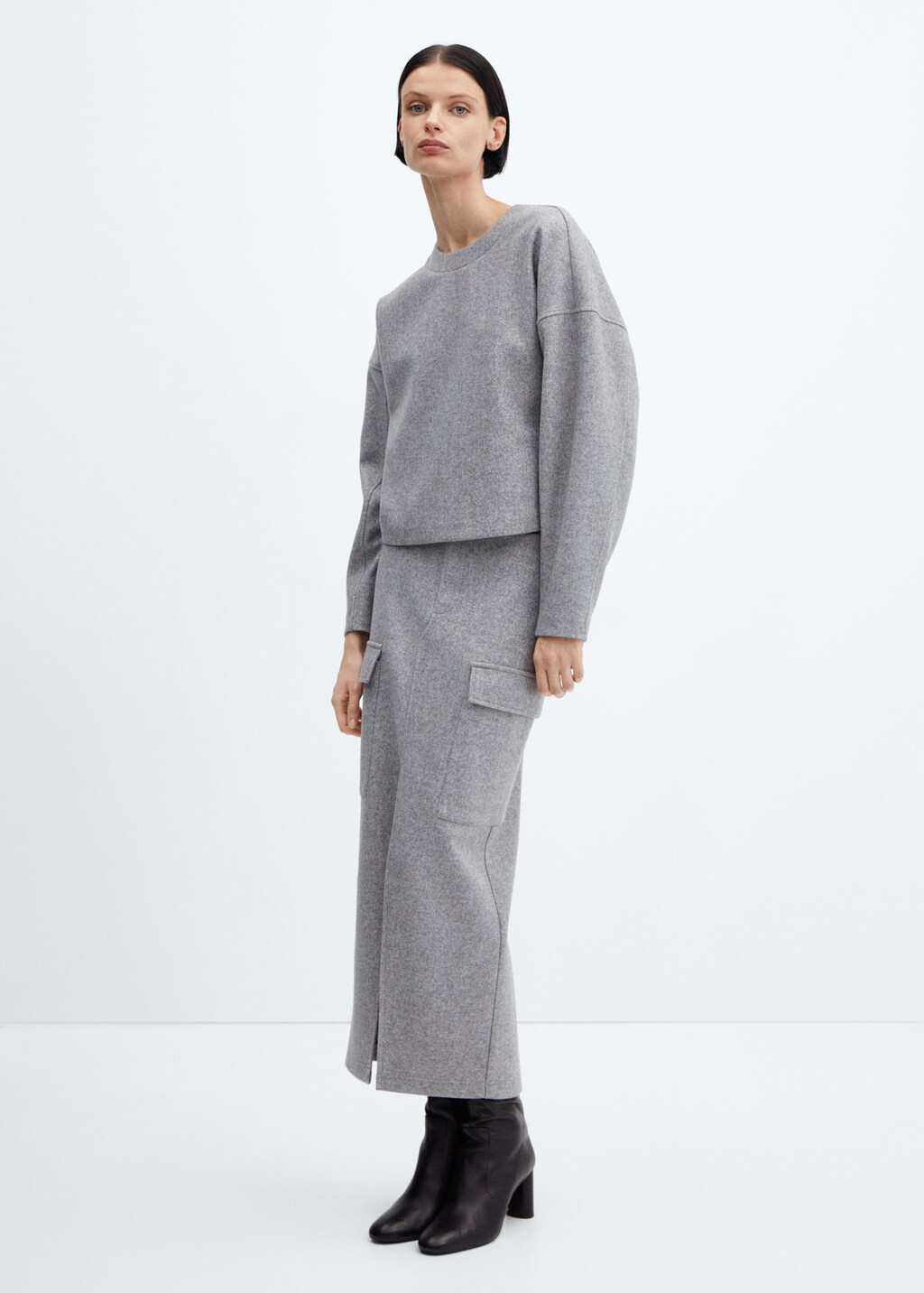 【新品未使用】muguet loose logo sweat gray Racer Logo Sweat | Light gray blend