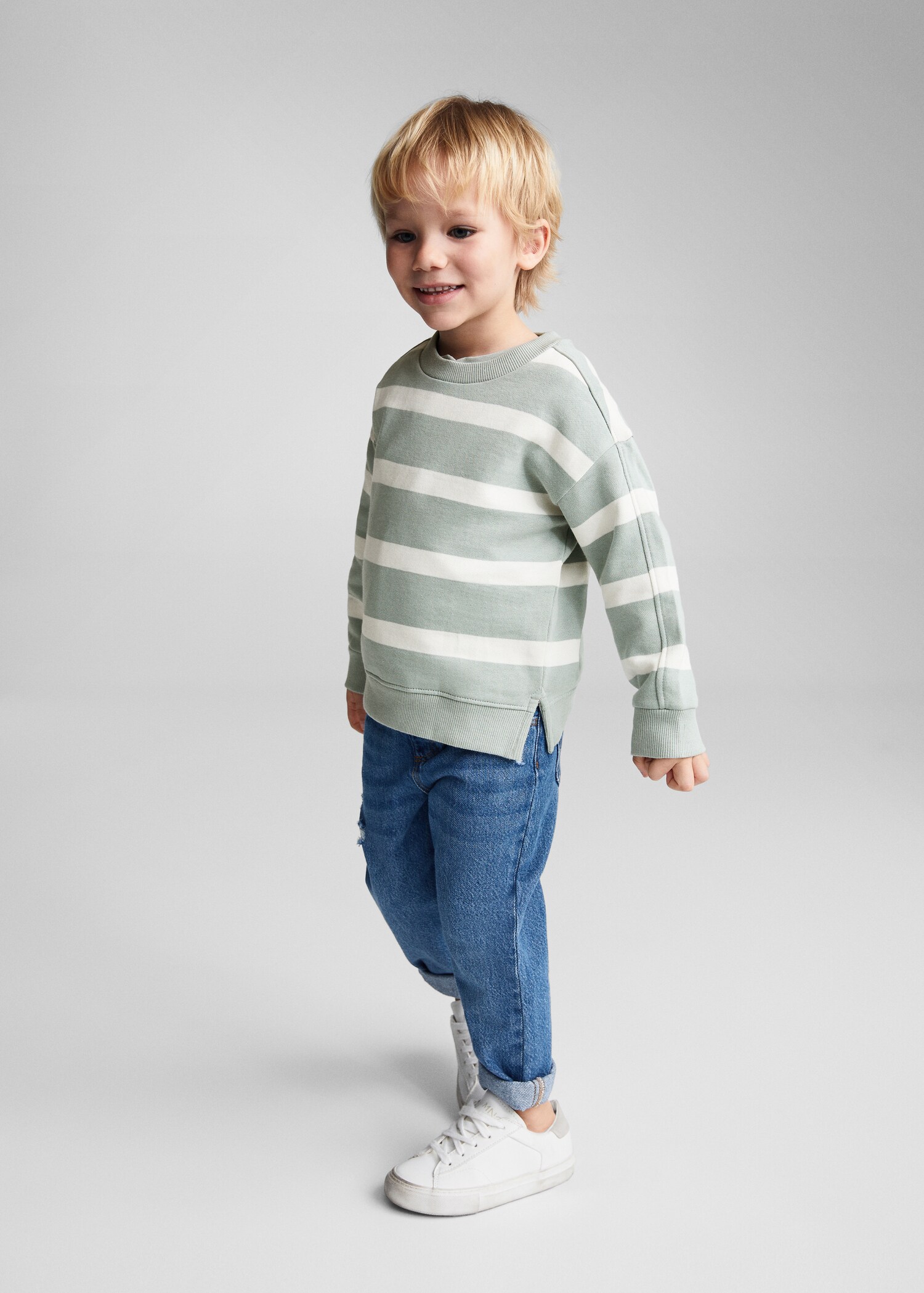 Çizgili koton sweatshirt - Genel plan